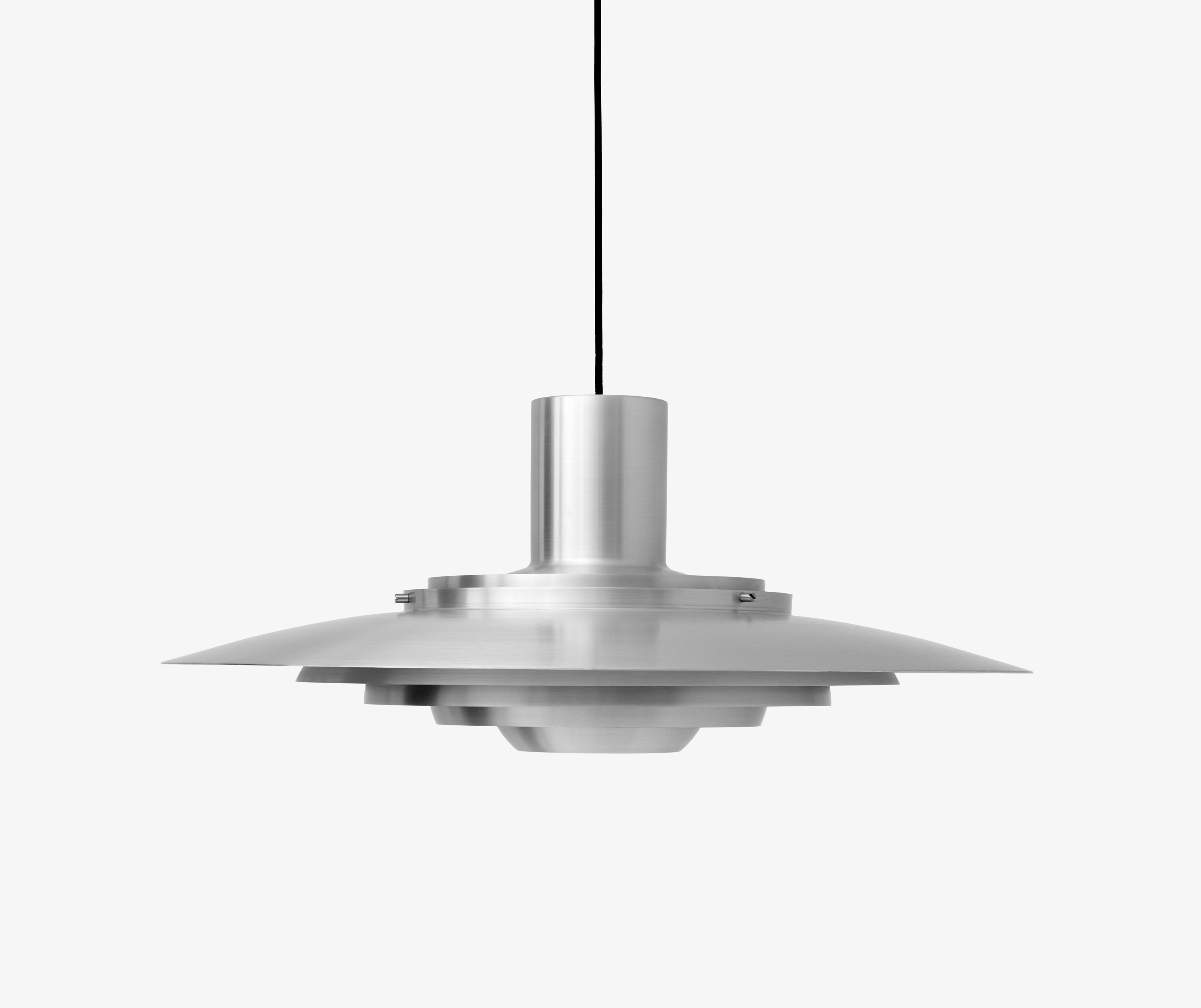 Display product P376 KF2 Aluminium from manufacturer &TRADITION
