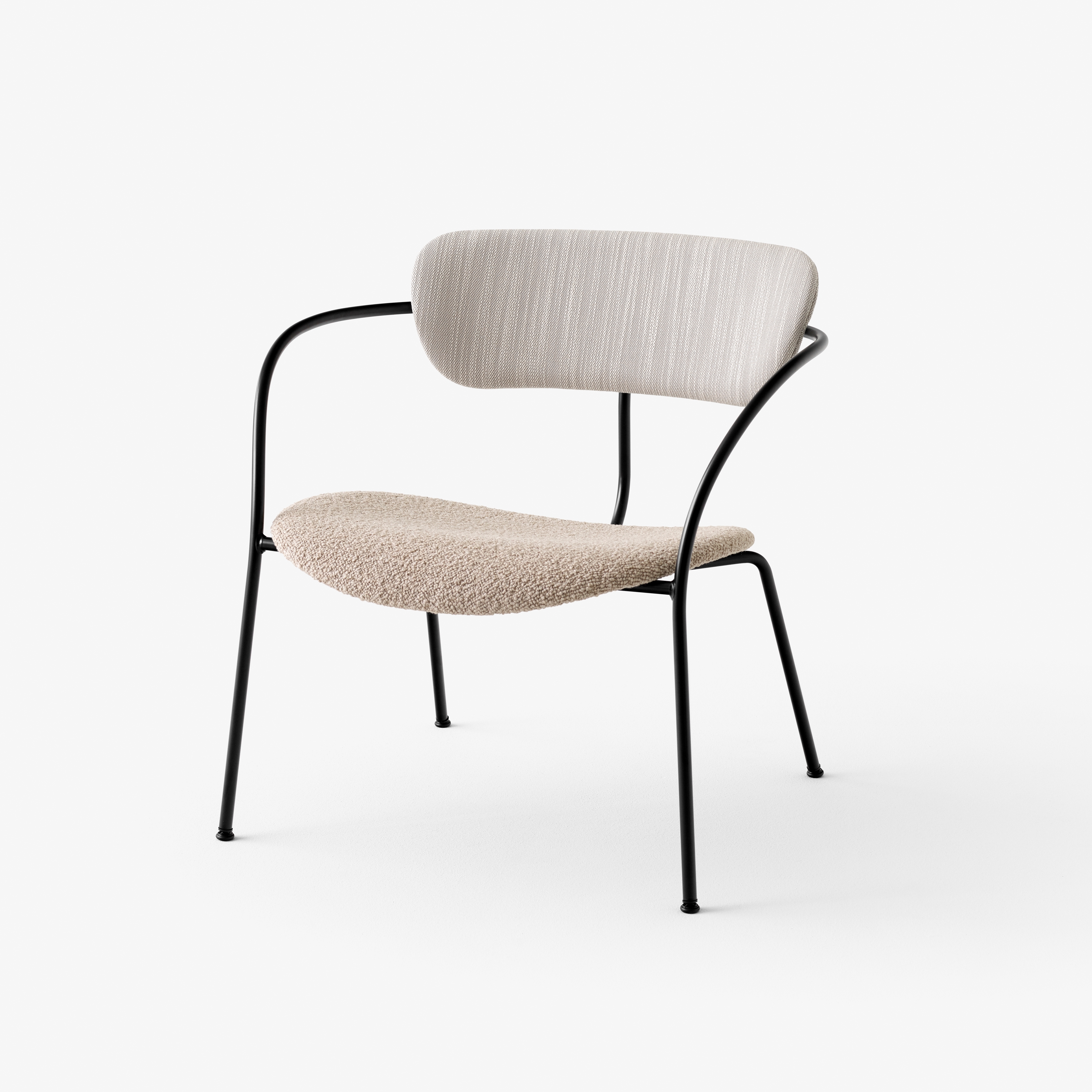 Mostra il prodotto Pavilion AV11 Karakorum 003 w. Black base del produttore &TRADITION