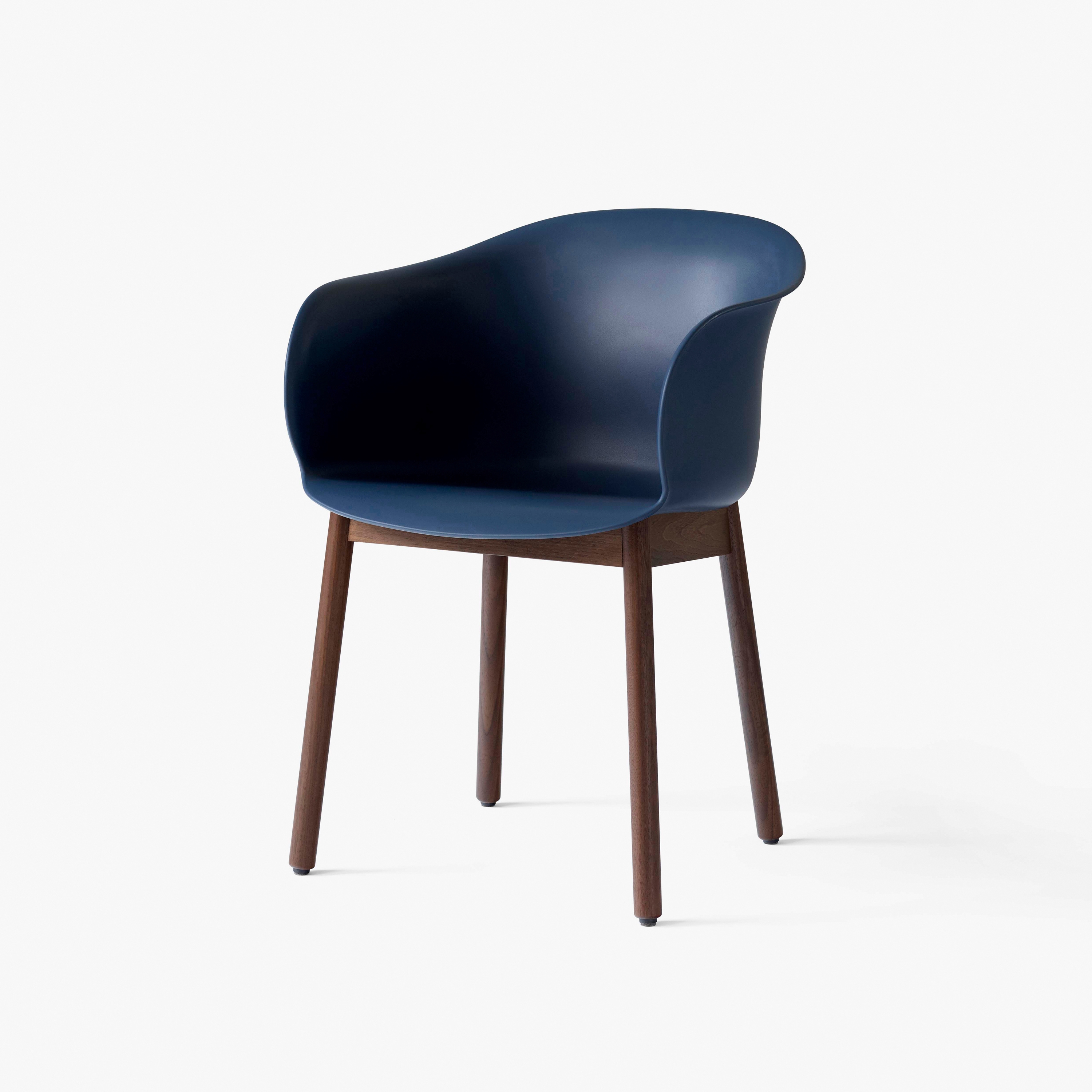 Elefy JH30 Midnight Blue w. Lacquered Walnut