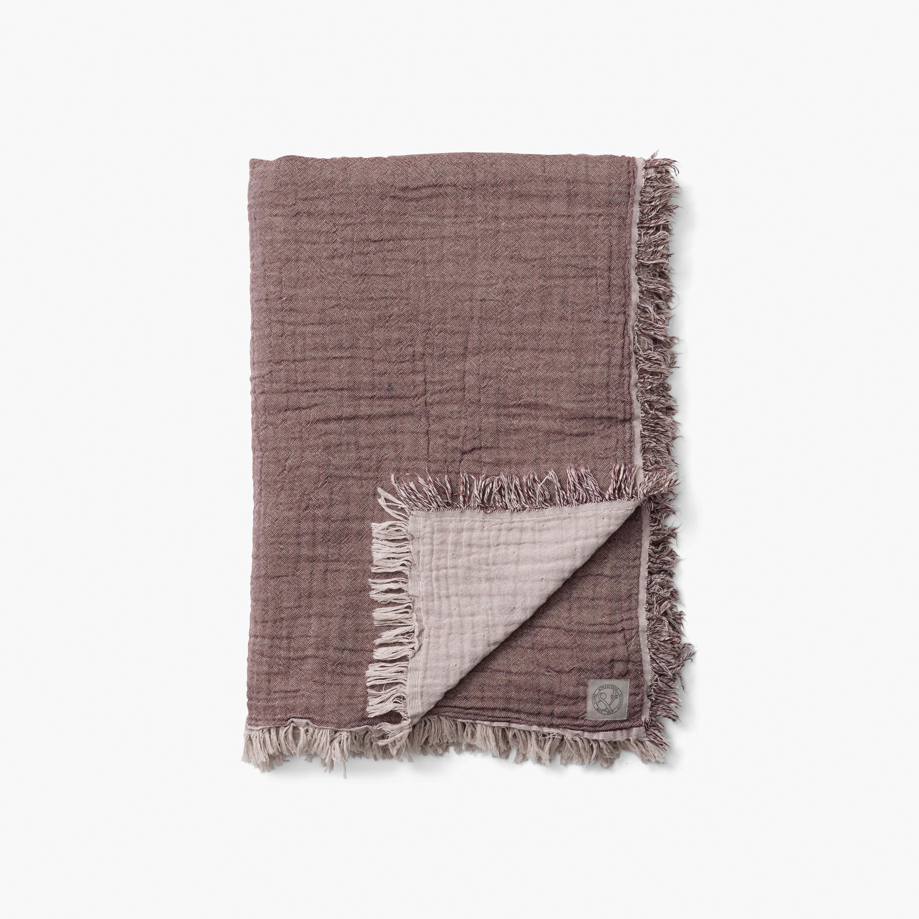 &Tradition Collect | Cotton Throw SC32-SC33 Cloud & Burgundy