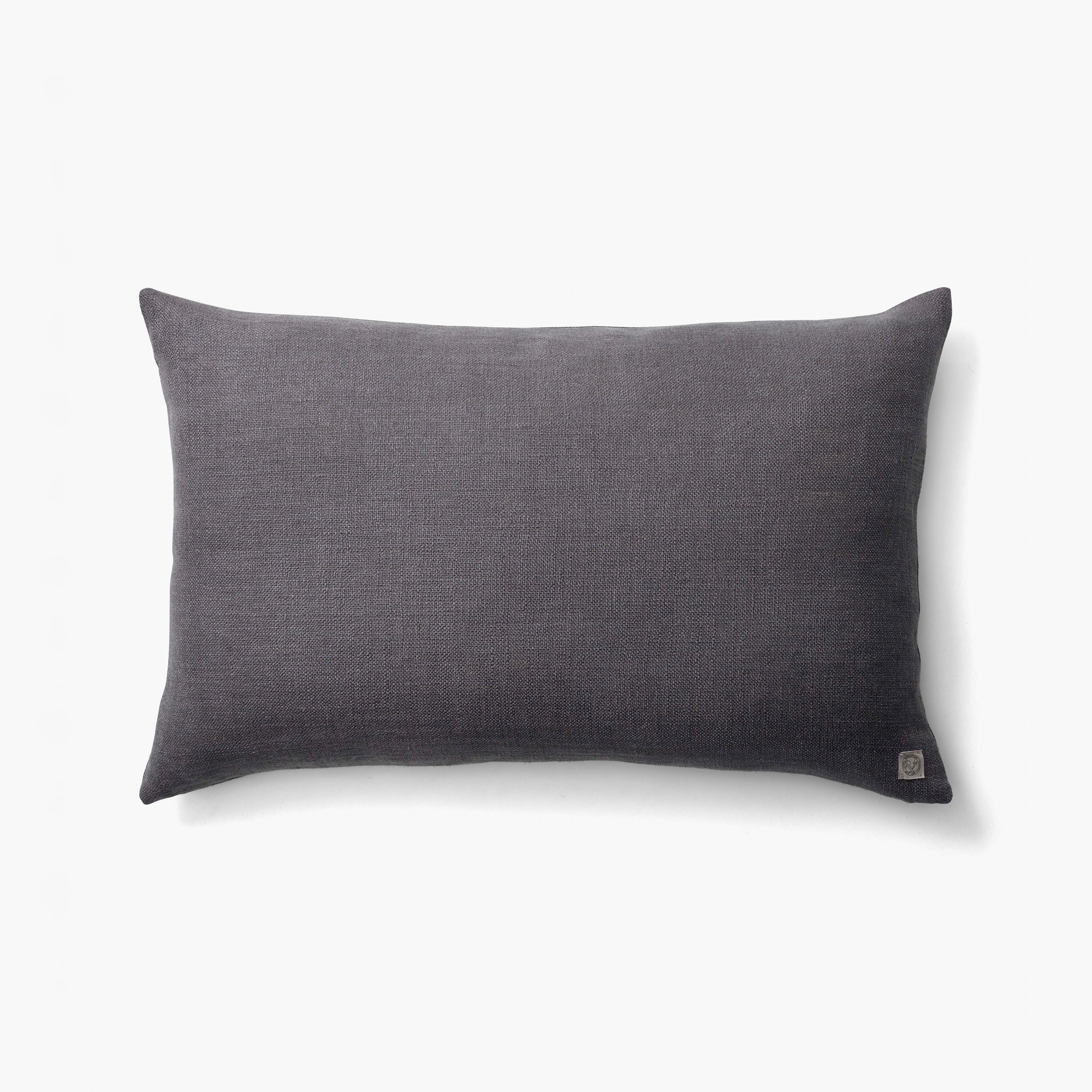 &Tradition Collect | Heavy Linen Cushion SC30 Slate