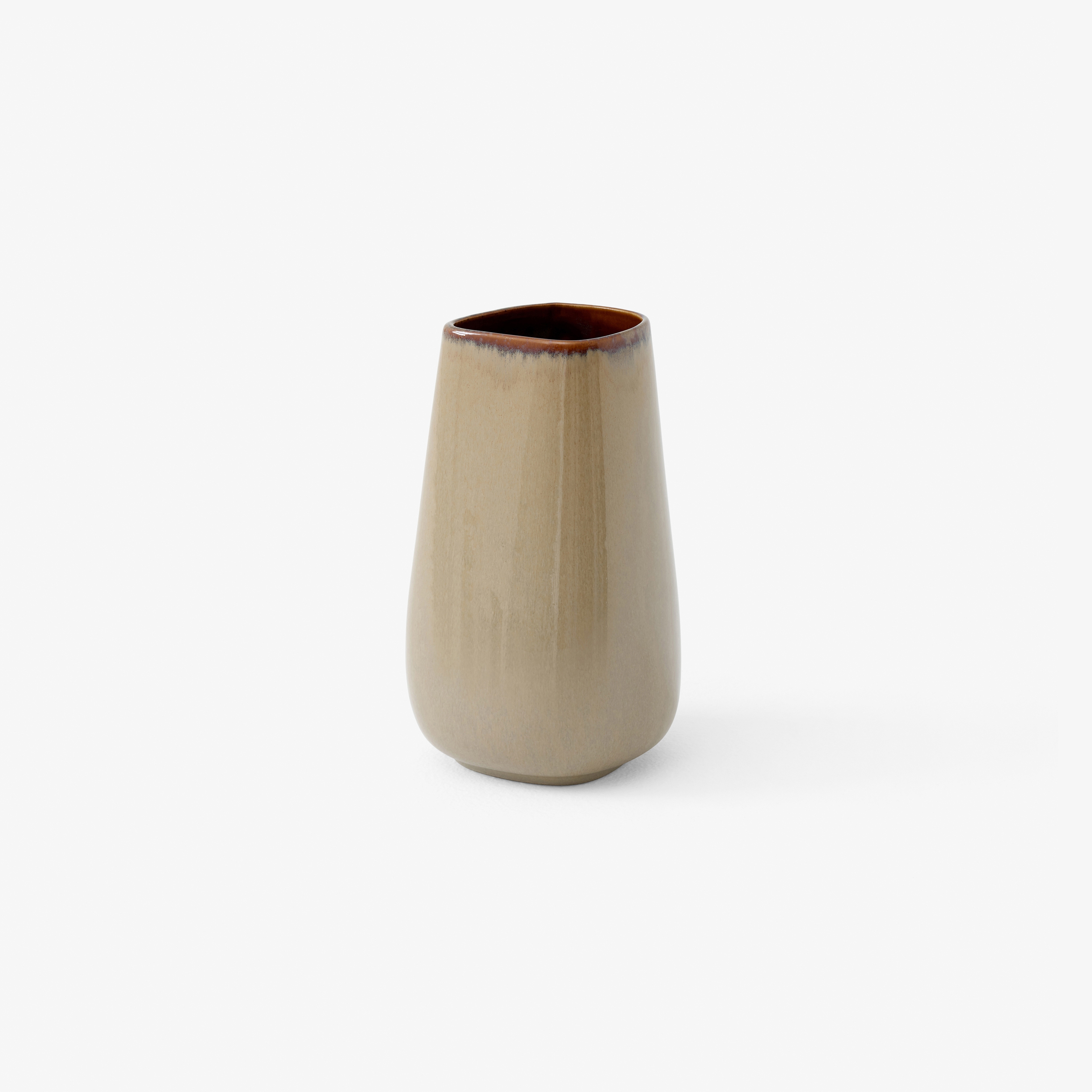 Mostra il prodotto &Tradition Collect | Ceramic Vase SC68 Whisper del produttore &TRADITION