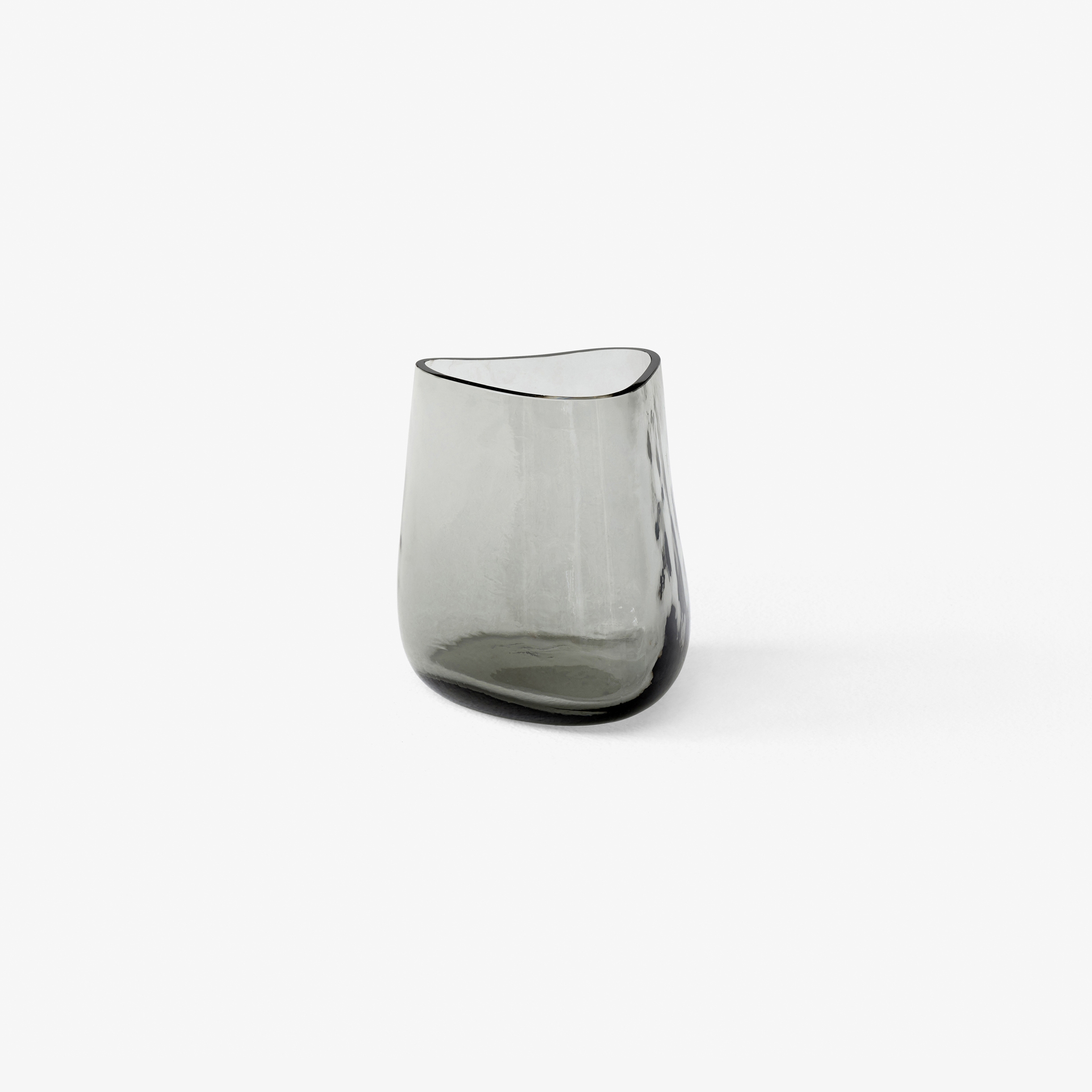 Mostra il prodotto &Tradition Collect | Crafted Glass Vase SC66 Shadow del produttore &TRADITION