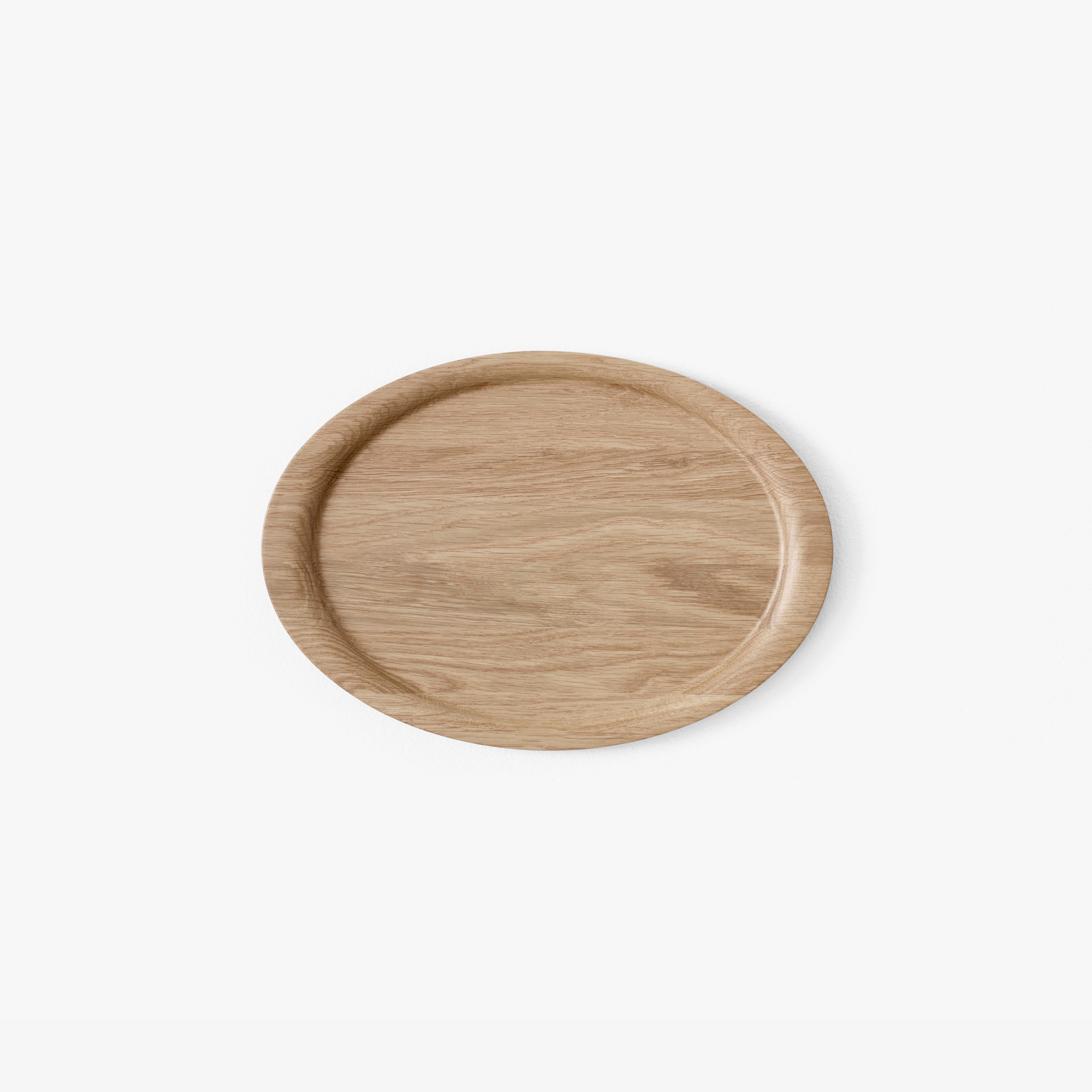 Display product &Tradition Collect | Tray SC64 Lacquered Oak from manufacturer &TRADITION
