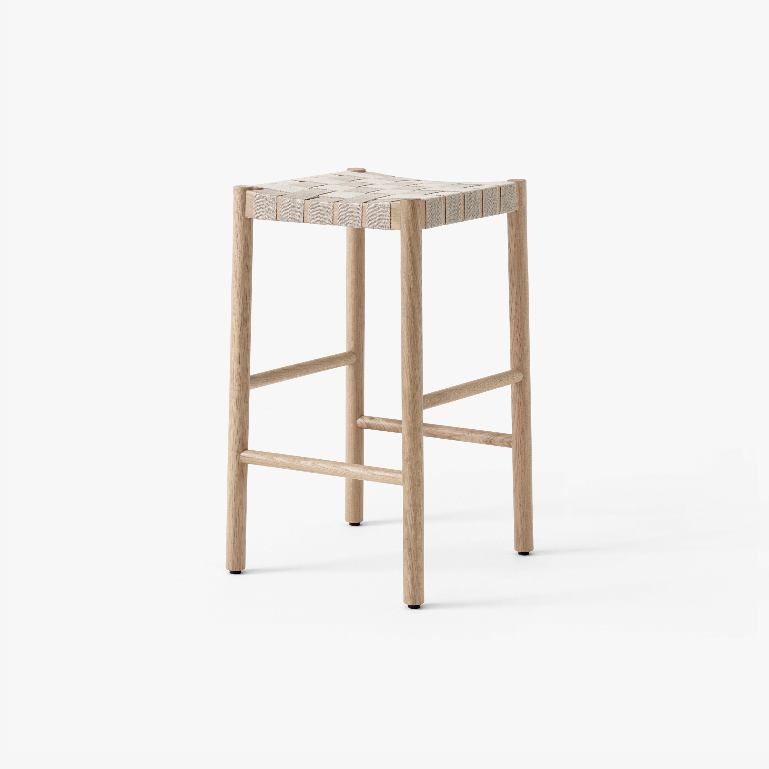 Display product Betty TK7 Oak w. Natural Webbing from manufacturer &TRADITION