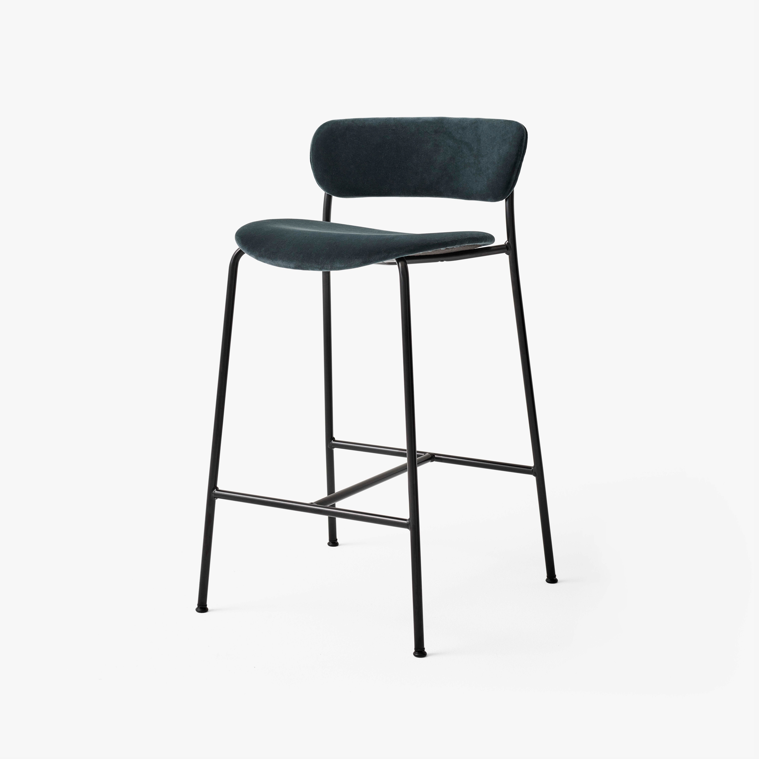Display product Pavilion AV14 Velvet 10 Twilight w. Black base from manufacturer &TRADITION