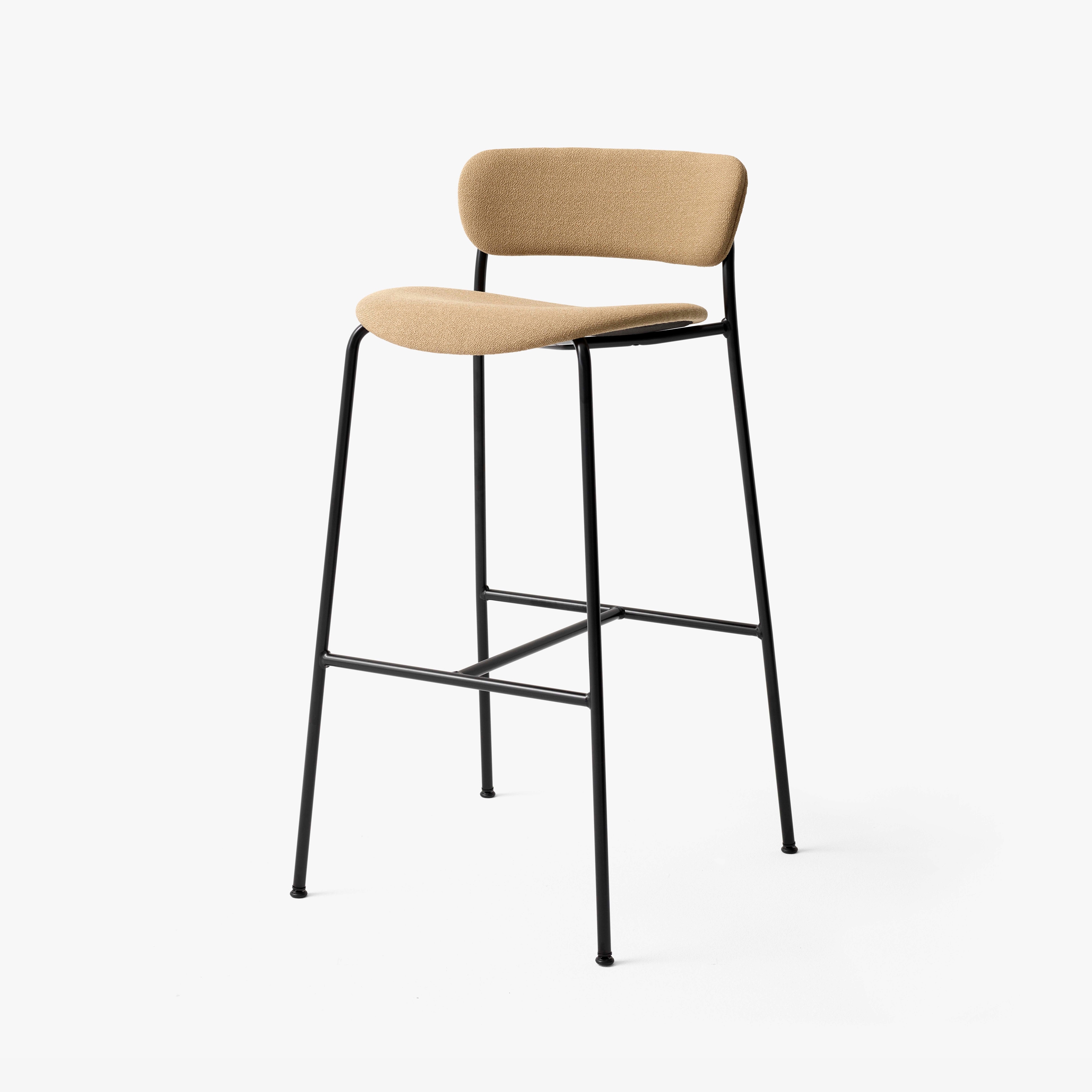 Mostrar el producto Pavilion AV15 Vidar 333 w. Black base del fabricante &TRADITION