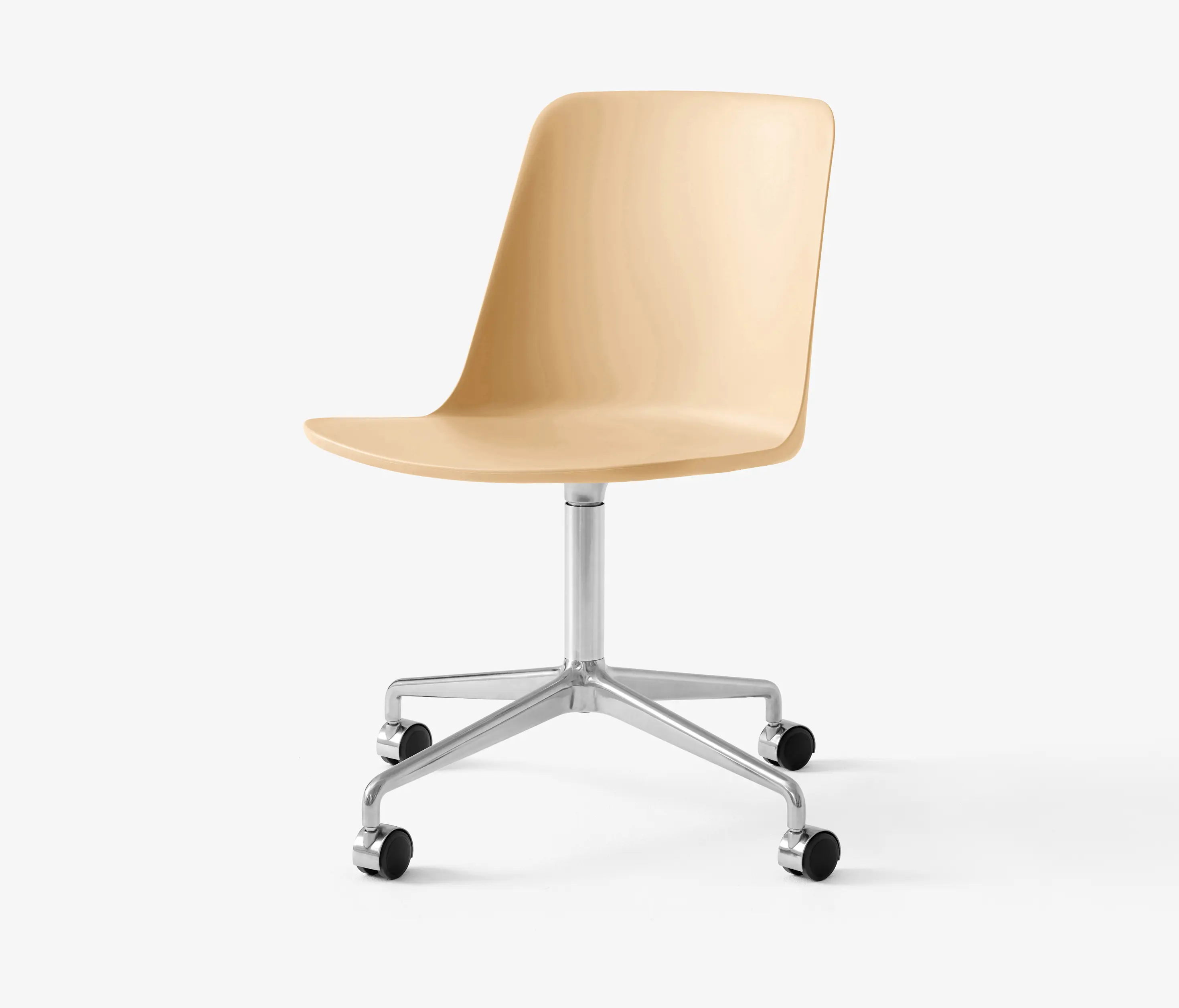 &TRADITION - Rely HW21 Polished Alluminium w. Beige Sand