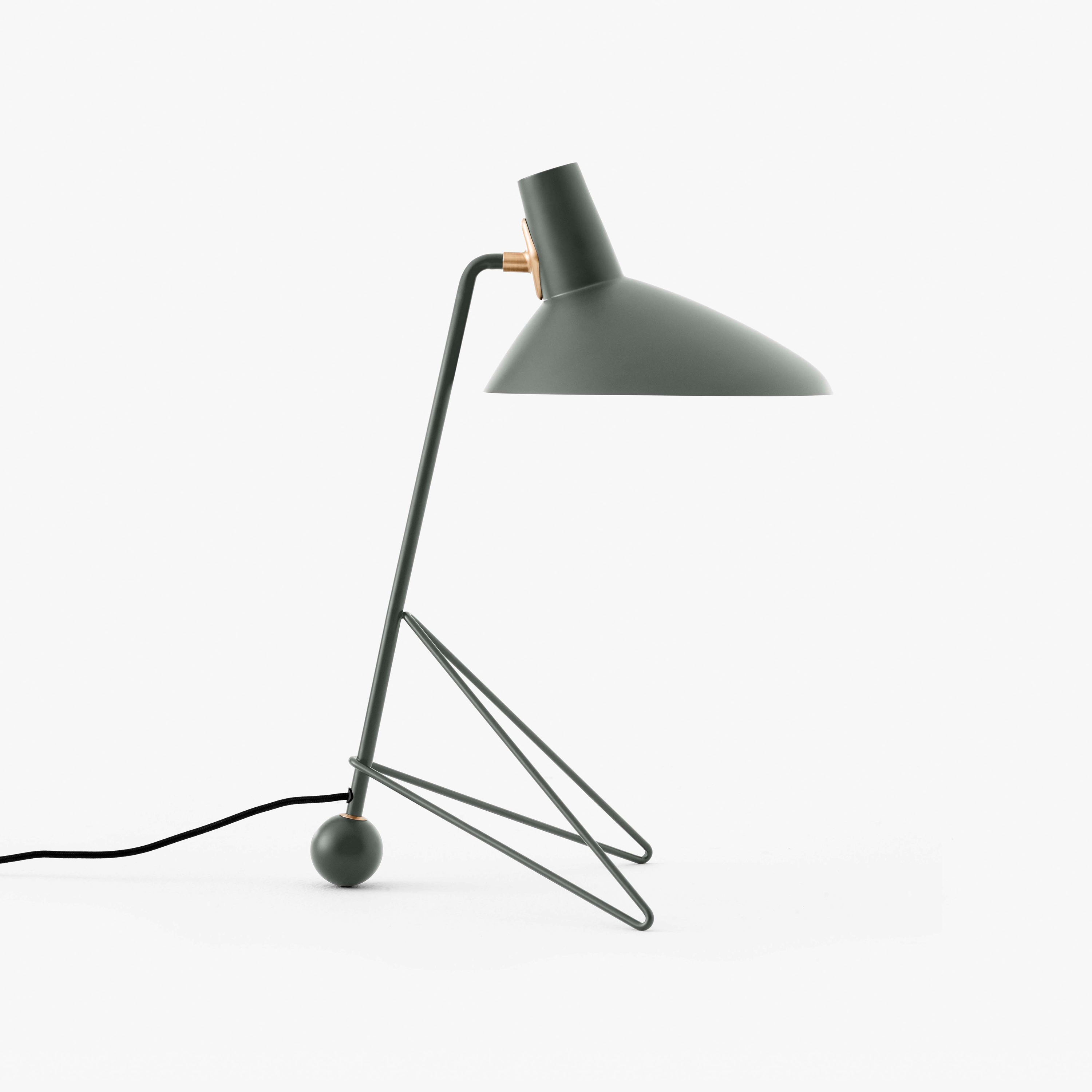 Vertoon produk Tripod HM9 Moss van vervaardiger &TRADITION