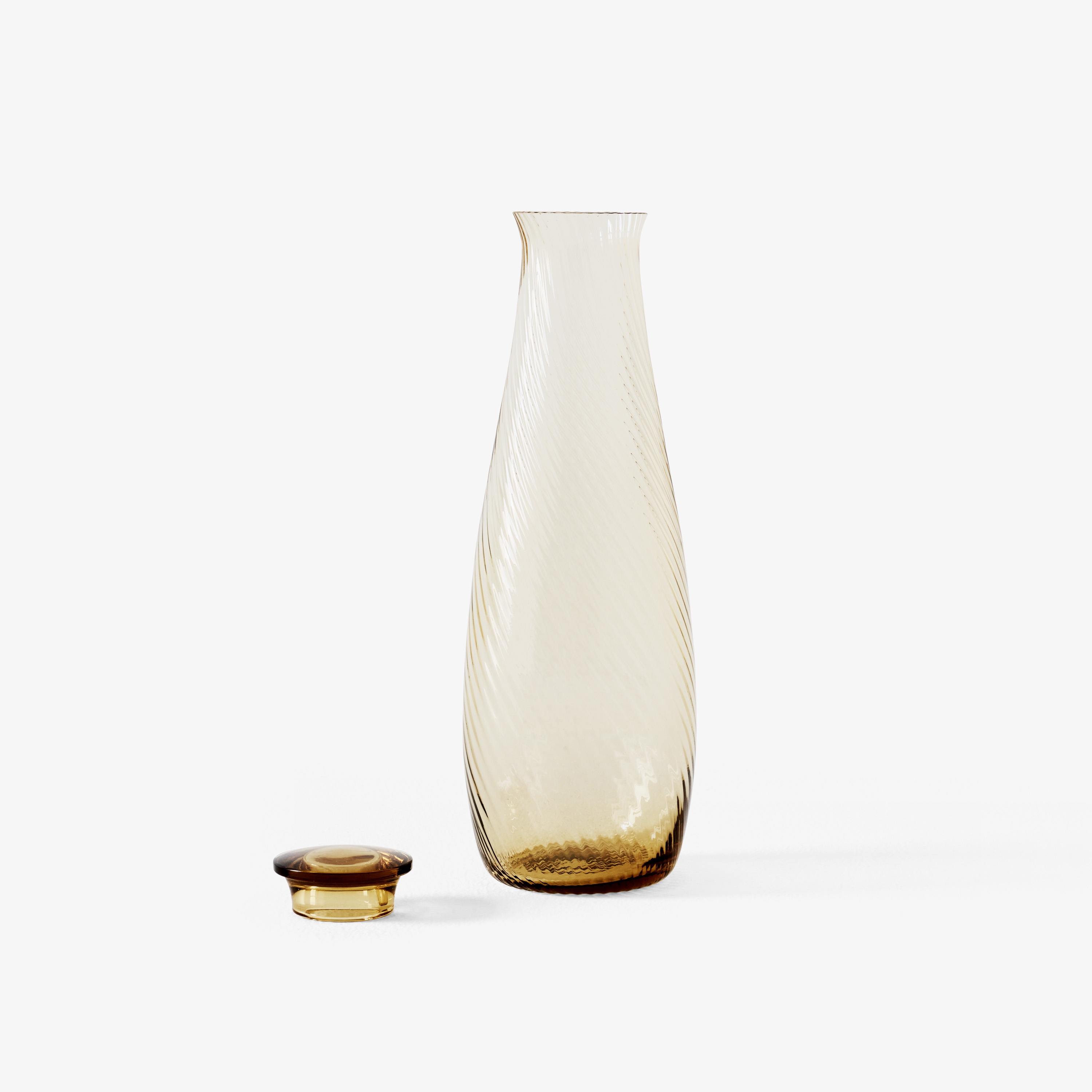 Display product &Tradition Collect | Carafe SC62 Amber from manufacturer &TRADITION