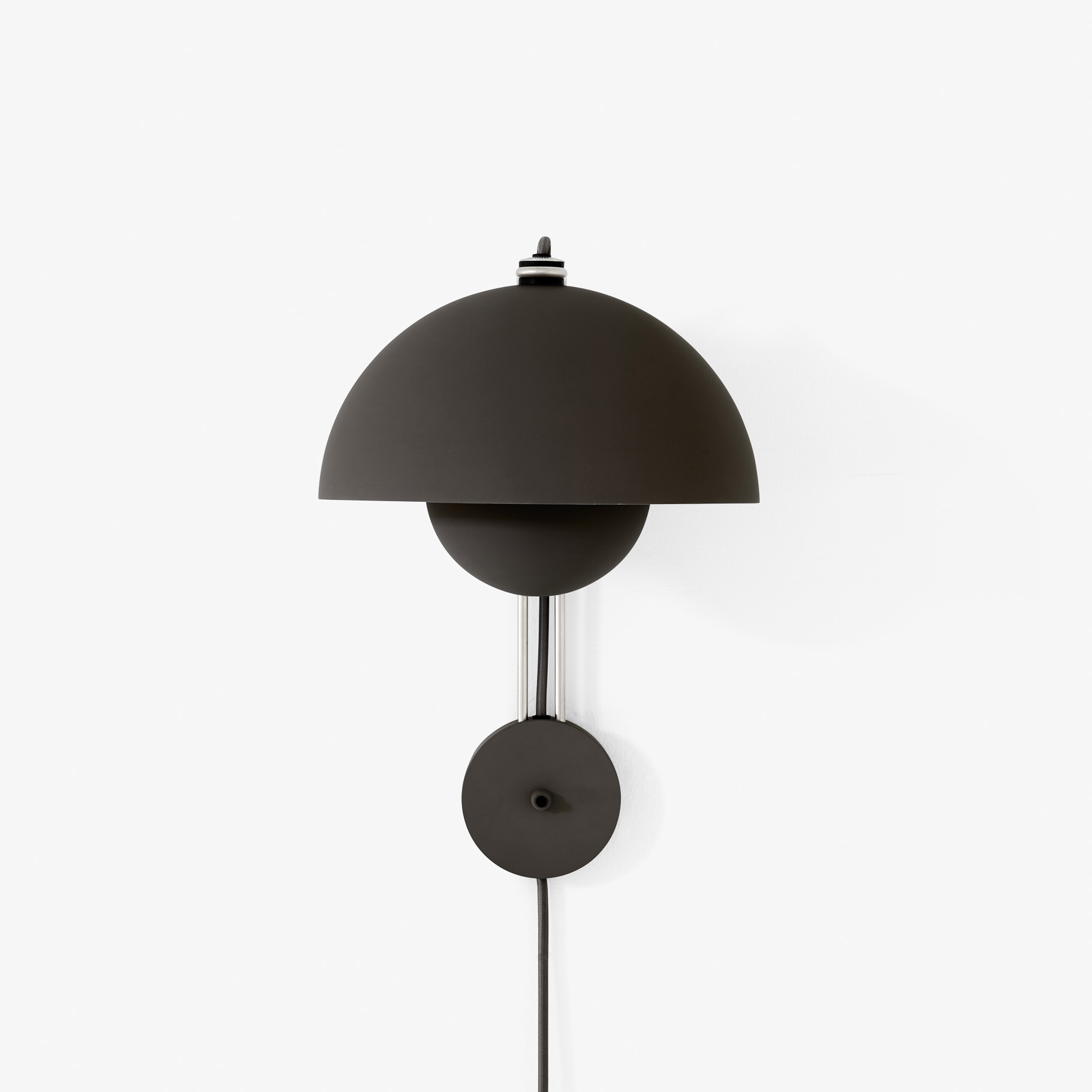Flowerpot VP8 Matt Black
