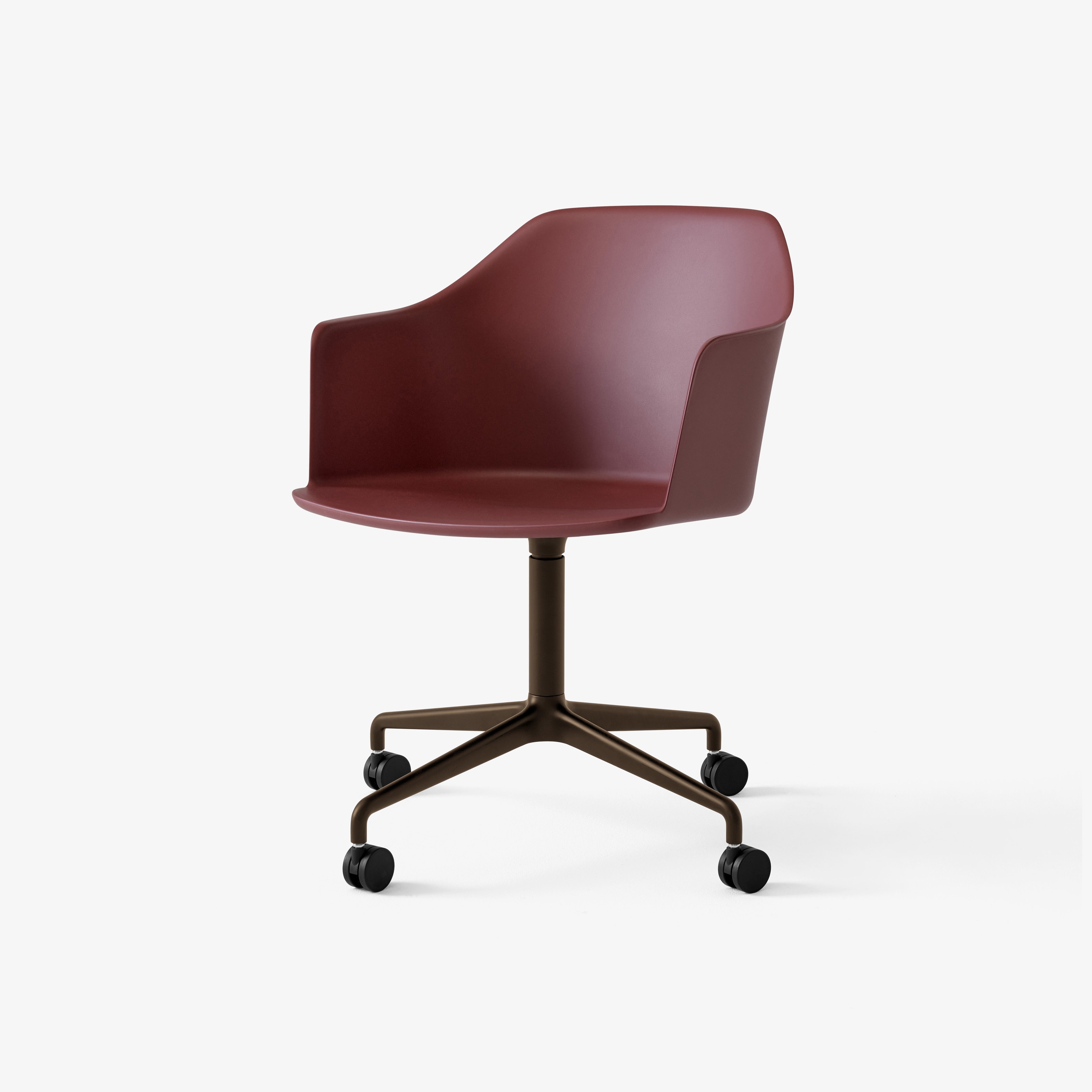 Vertoon produk Rely HW48 Red Brown Shell w. Bronzed Base van vervaardiger &TRADITION