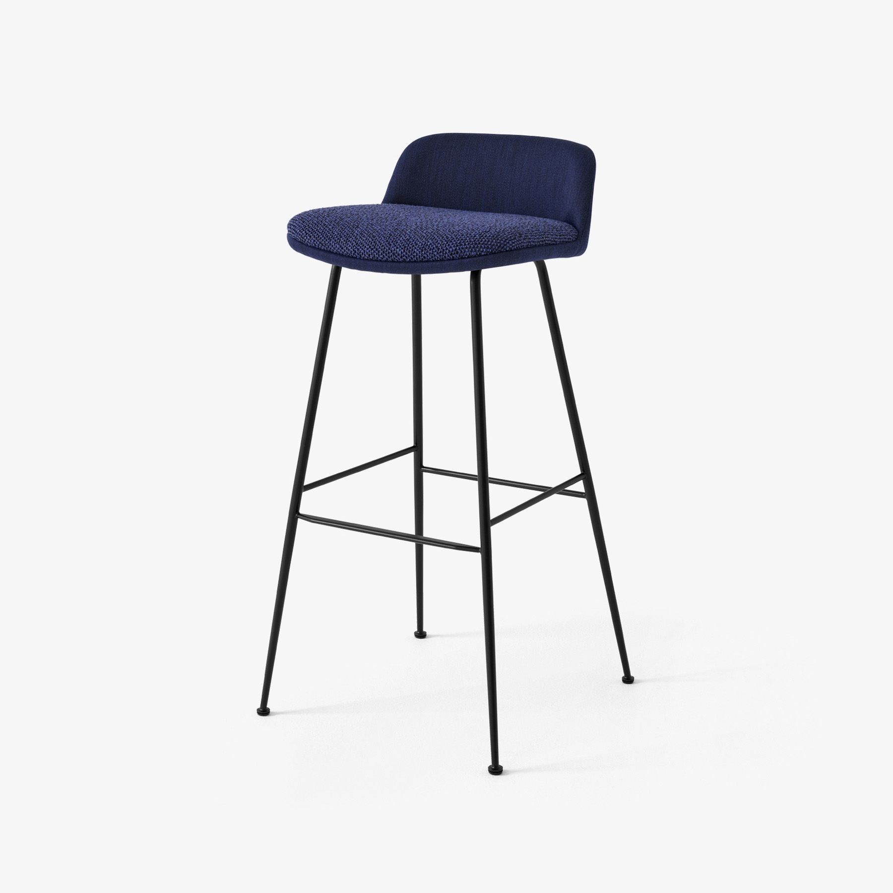 Vertoon produk Rely HW90 Safire 0011 w. Balder 0782 & Black base van vervaardiger &TRADITION