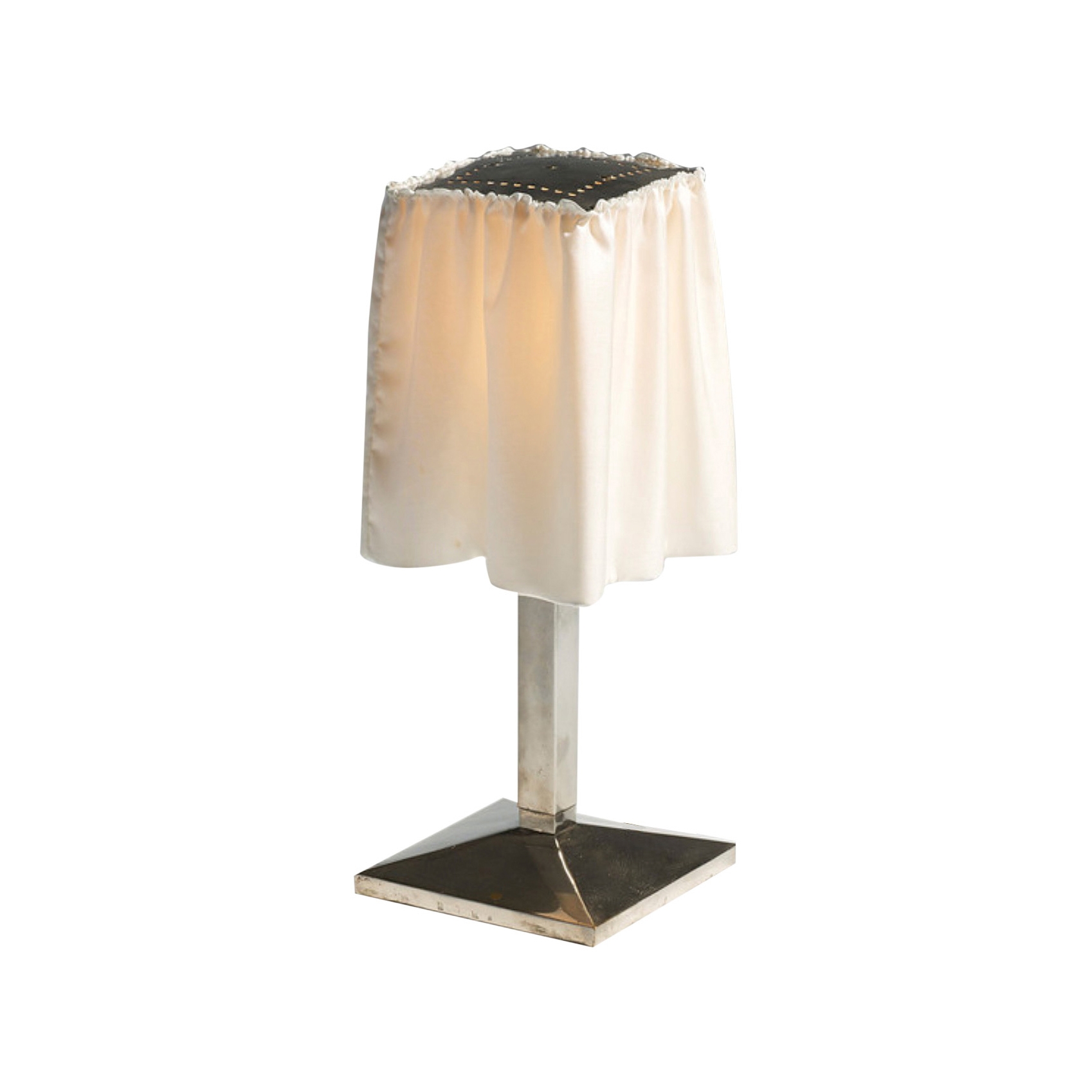 Display product Petit table lamp from manufacturer Woka
