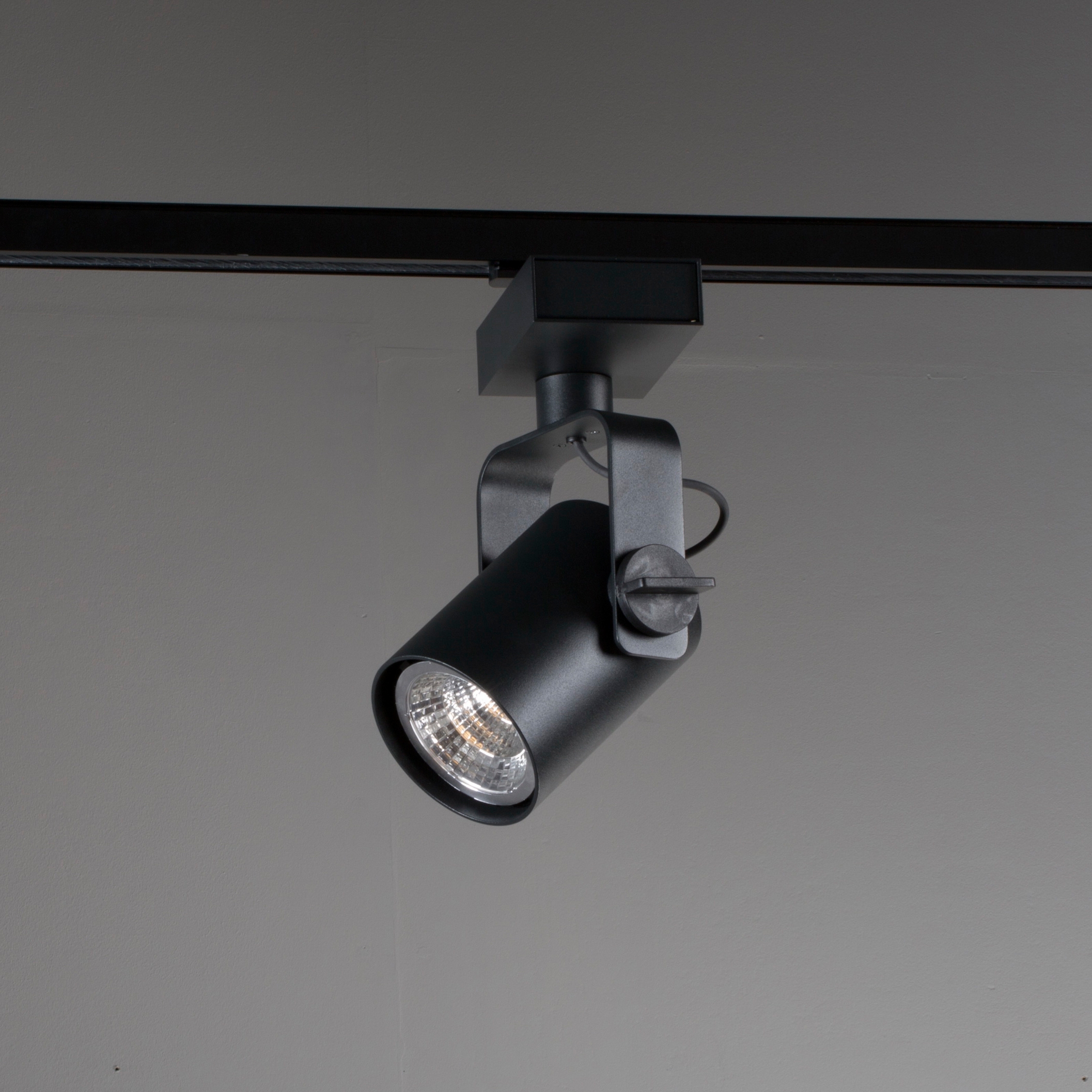 Mostra il prodotto R11 del produttore martinelli luce
