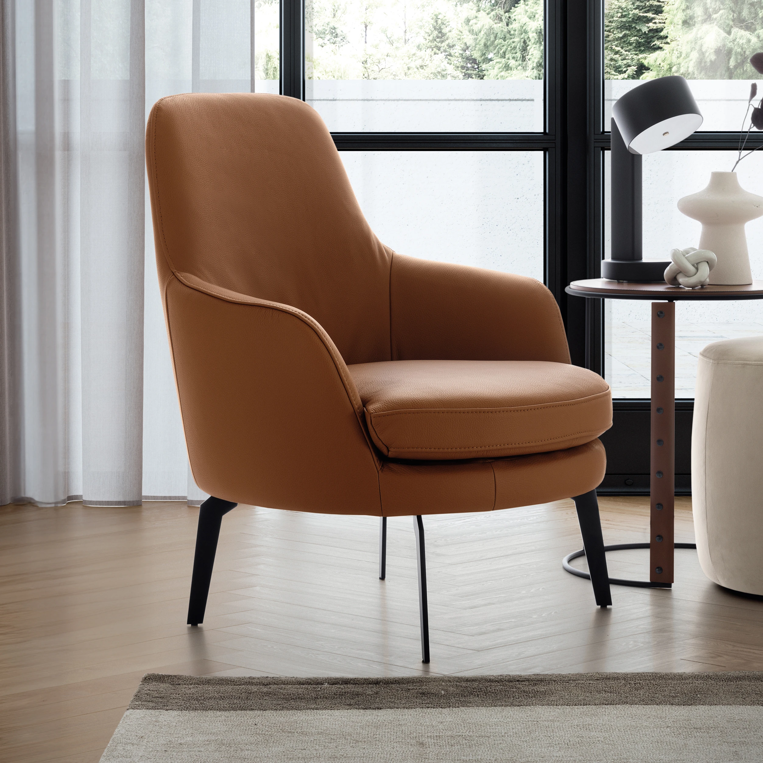 LOUNGE CHAIRS