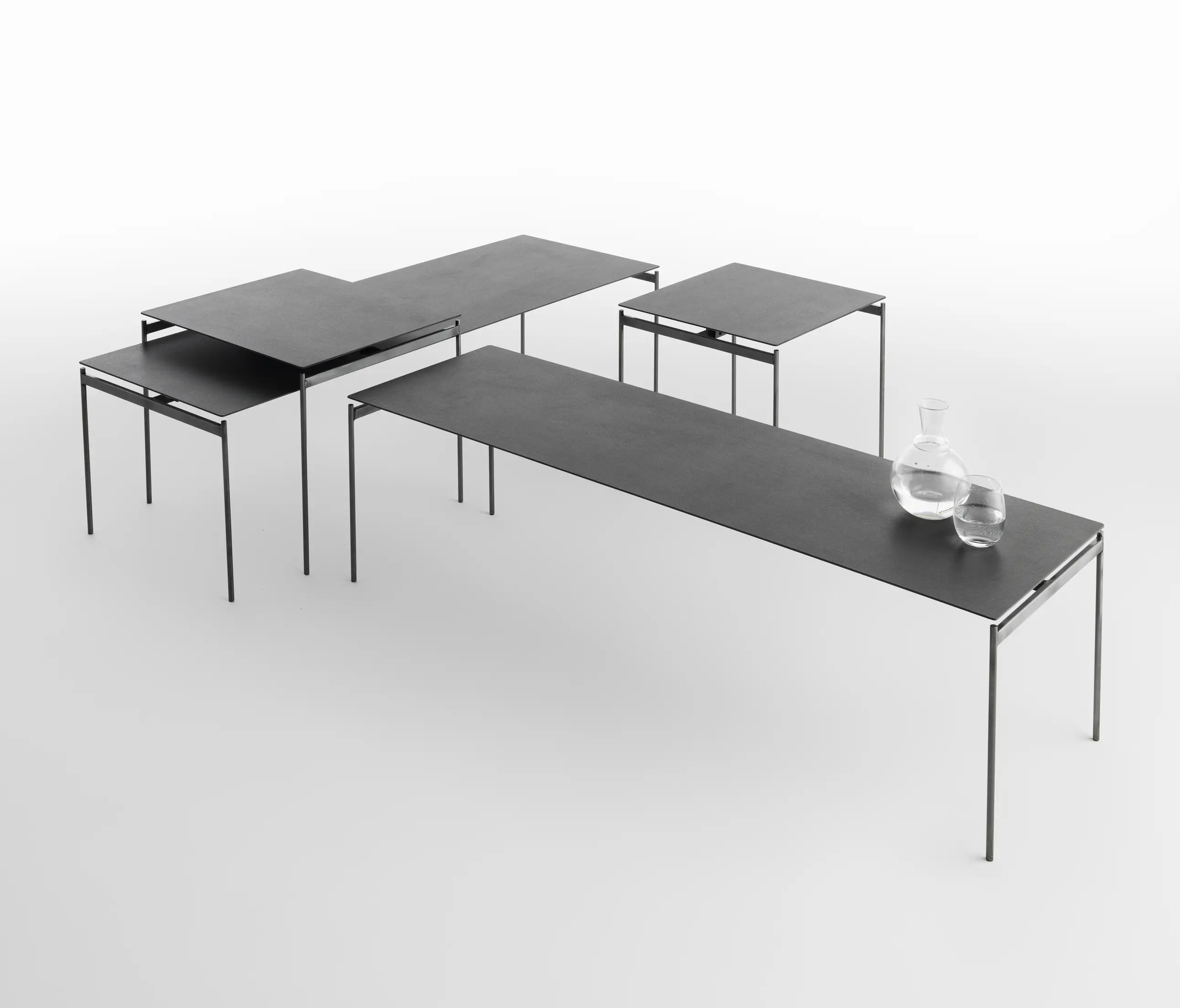 CASAMANIA & HORM - Torii tables