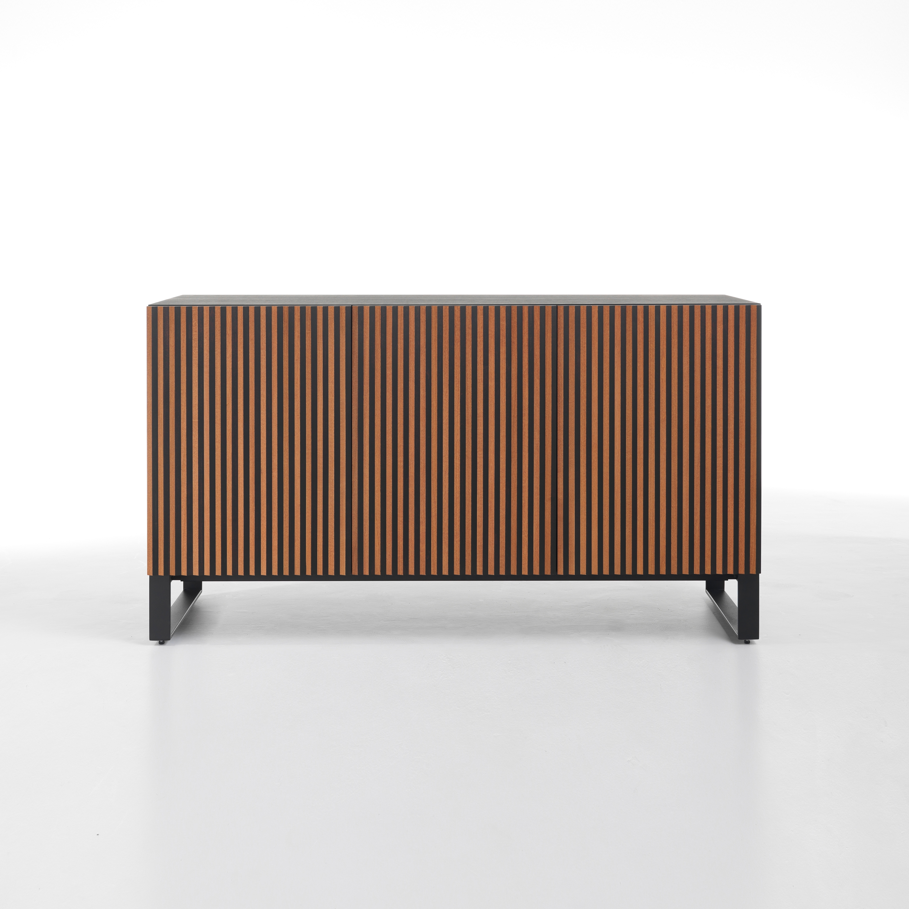Mostrar el producto Leon open base del fabricante CASAMANIA & HORM