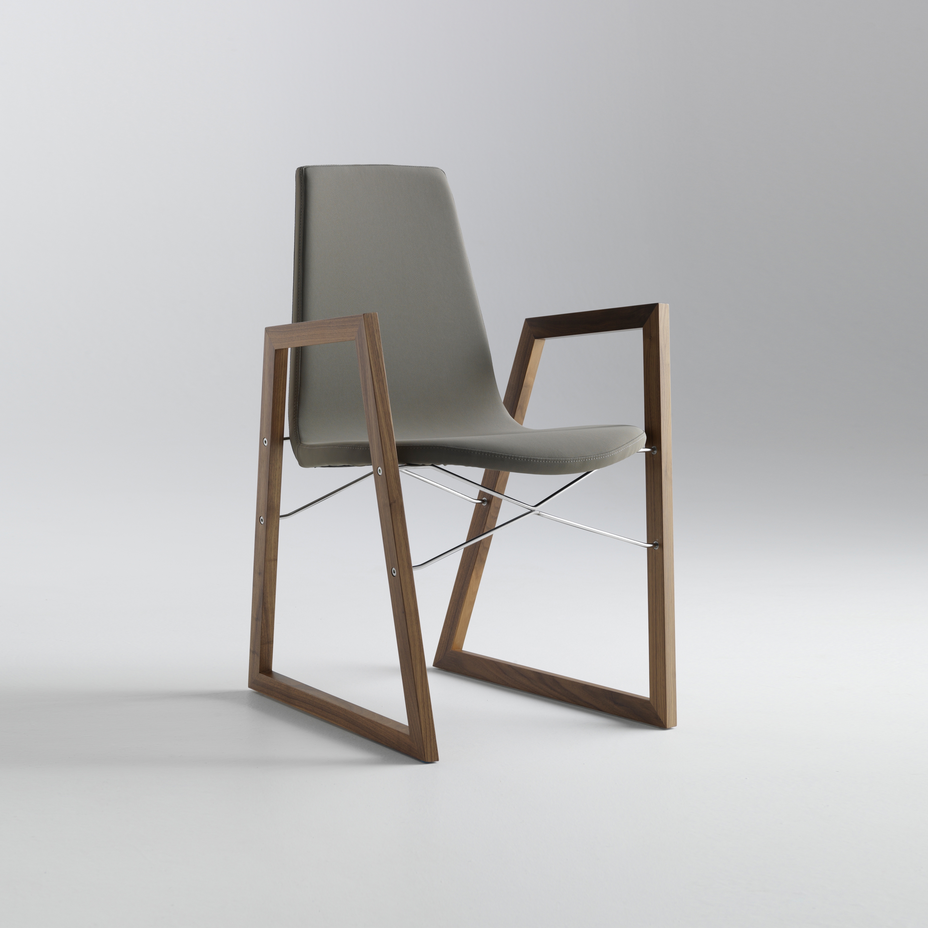 Afficher le produit Ray armchair du fabricant CASAMANIA & HORM
