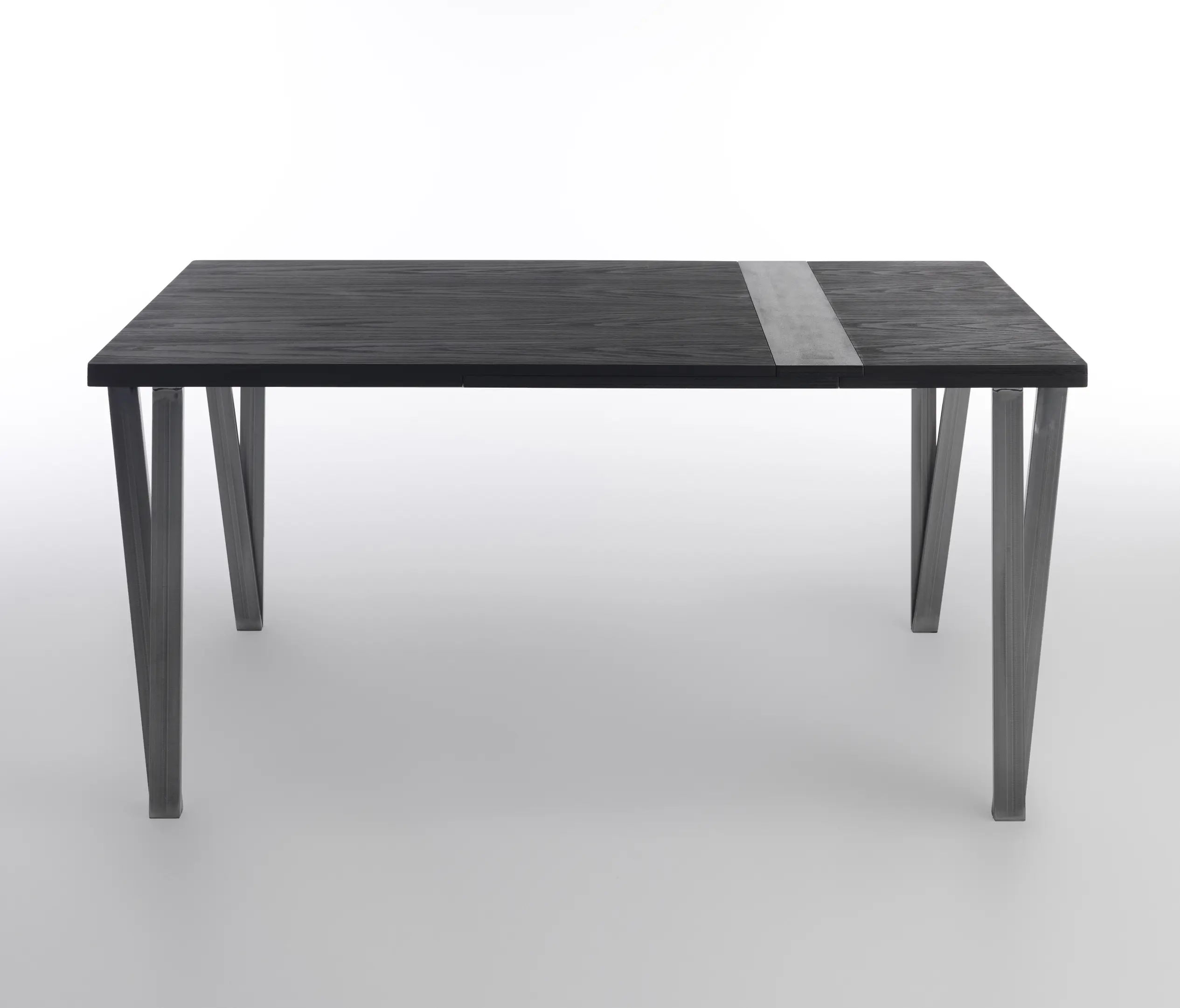 CASAMANIA & HORM - Ma.Re table
