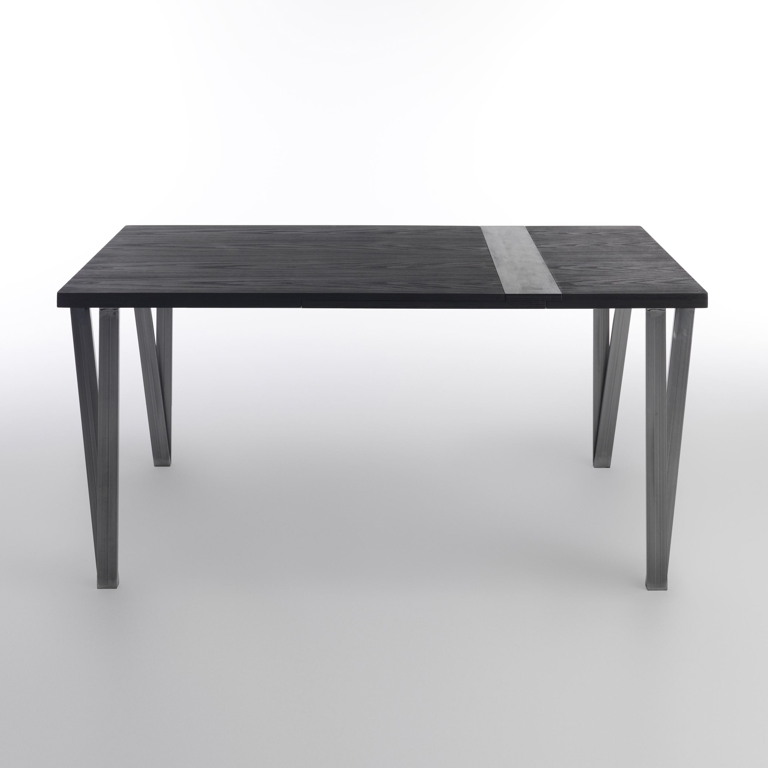 Display product Ma.Re table from manufacturer CASAMANIA & HORM