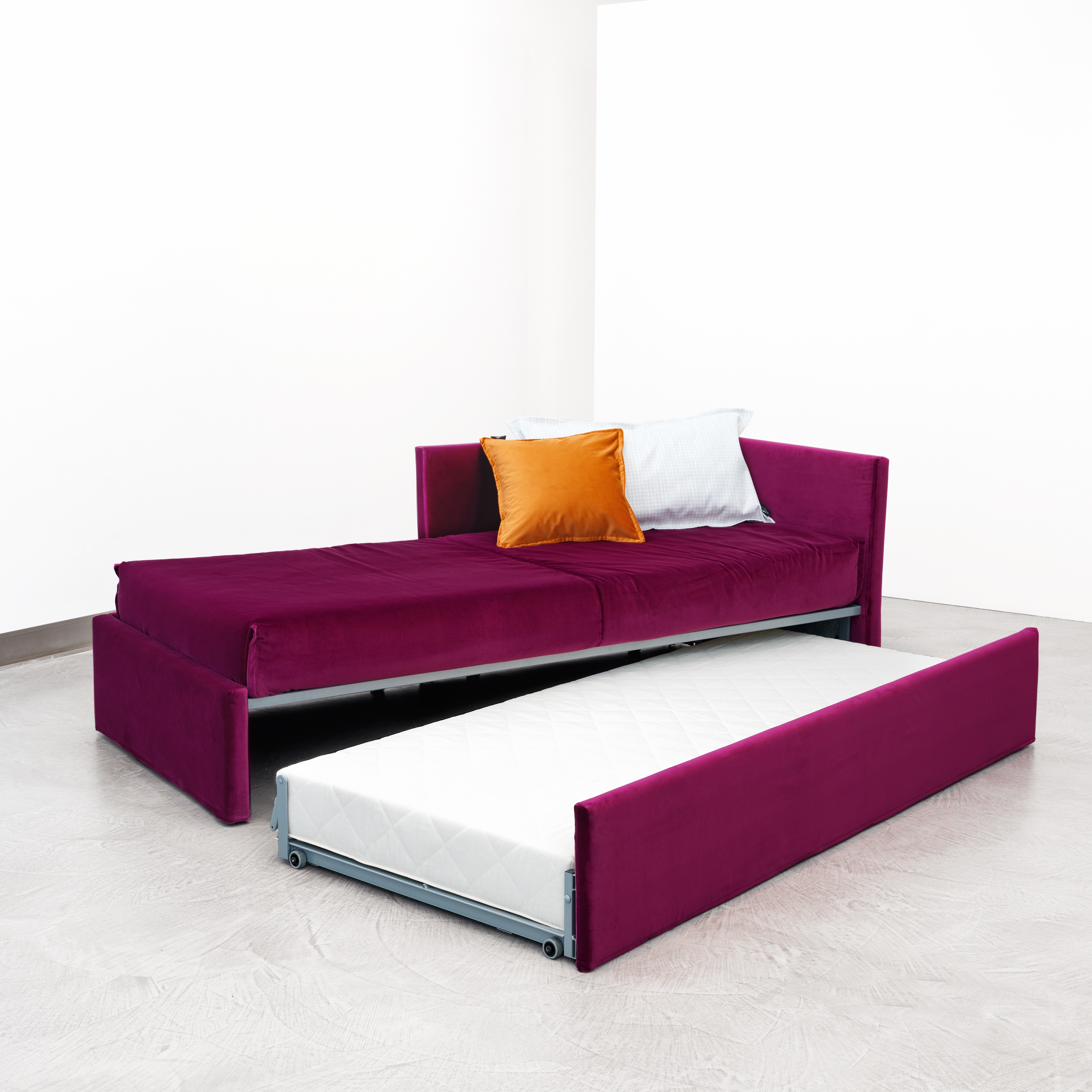 Afficher le produit Gabriel Duo Sofa Bed du fabricant CASAMANIA & HORM