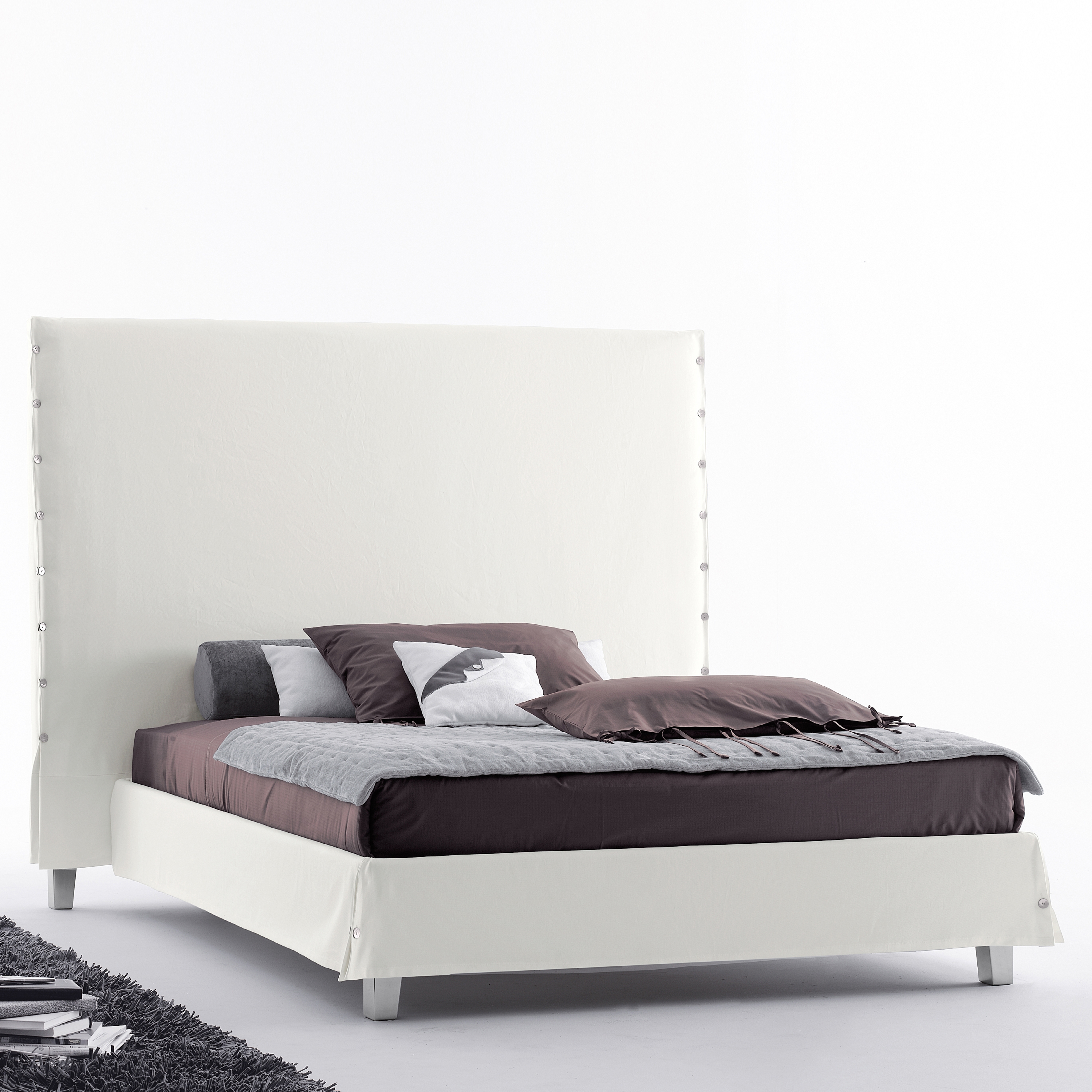 Produkt White High des Herstellers CASAMANIA & HORM anzeigen