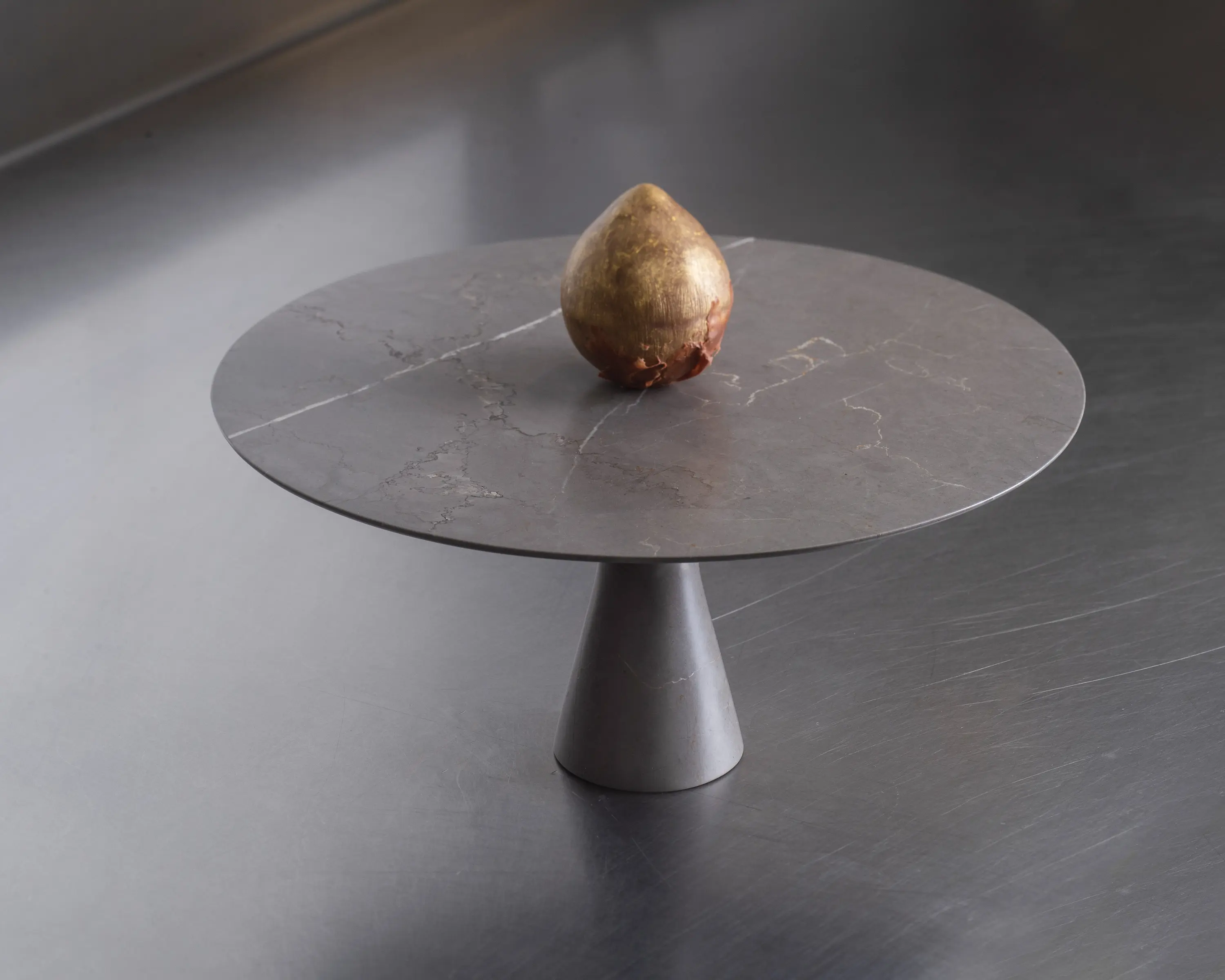 Alinea Design Objects - Angelo O Serving plate