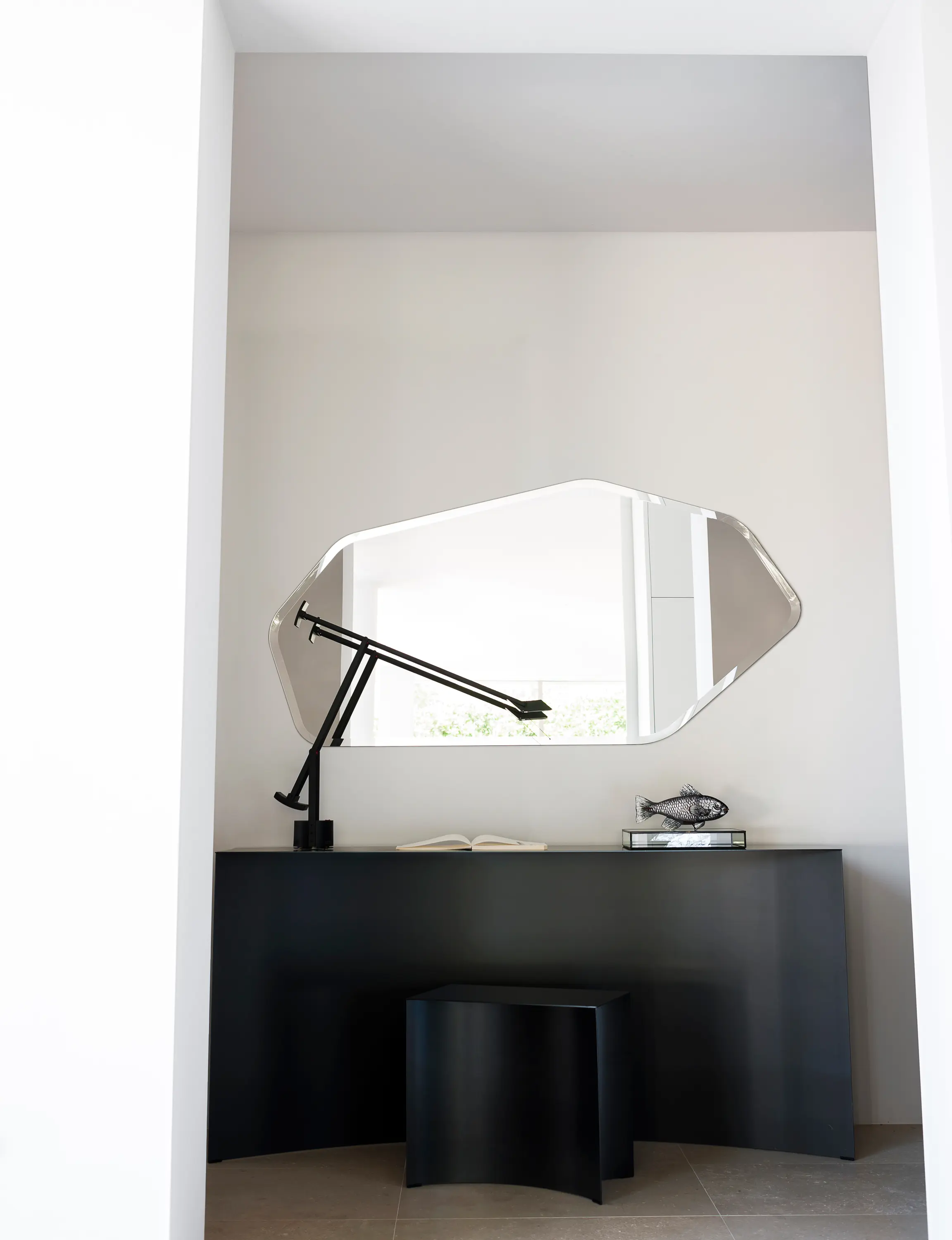 Desalto - Void | console muro