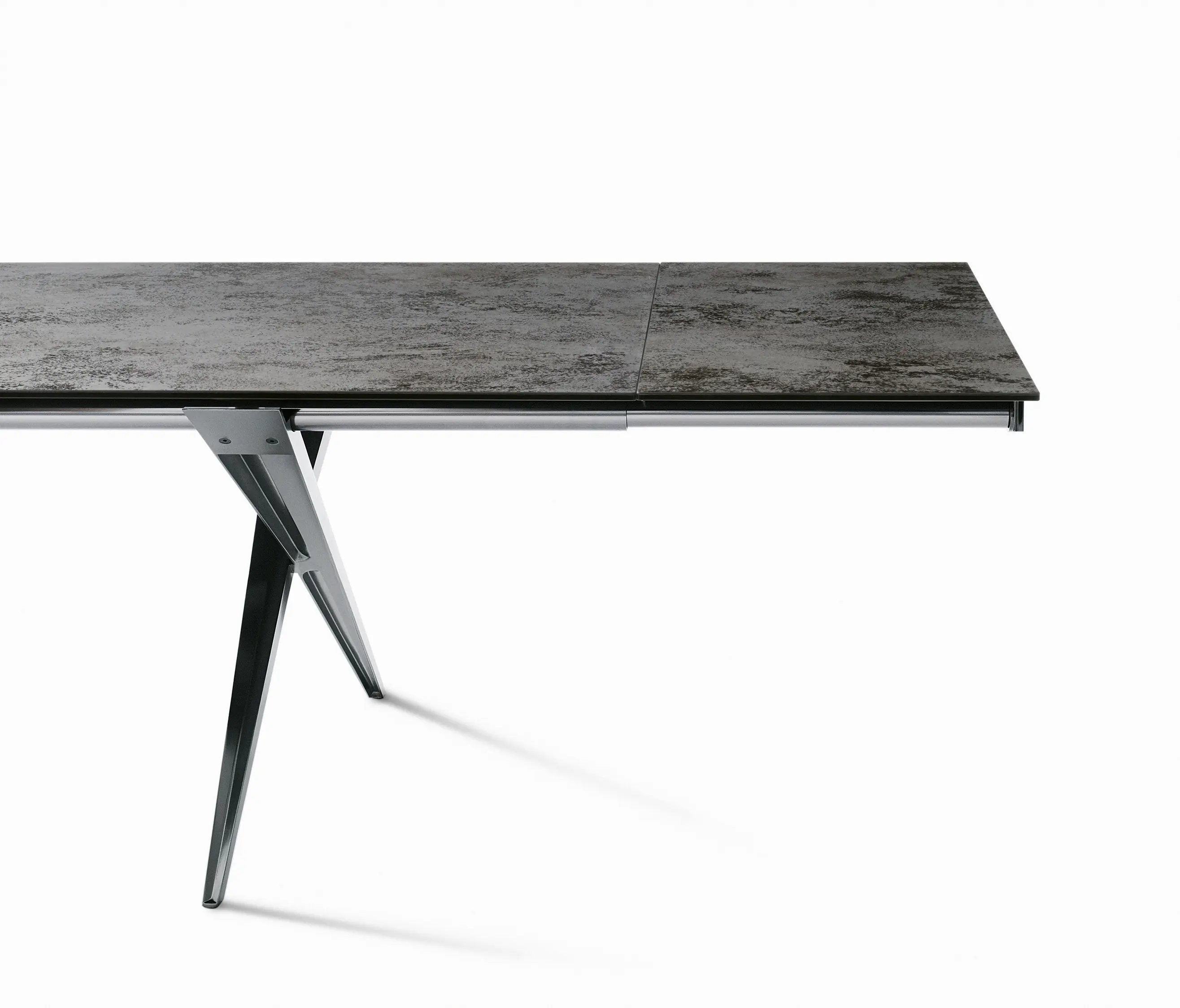 テオリ　TENDER TABLE テンダーテーブル TENDER | TABLE - Dining tables from Desalto | Architonic