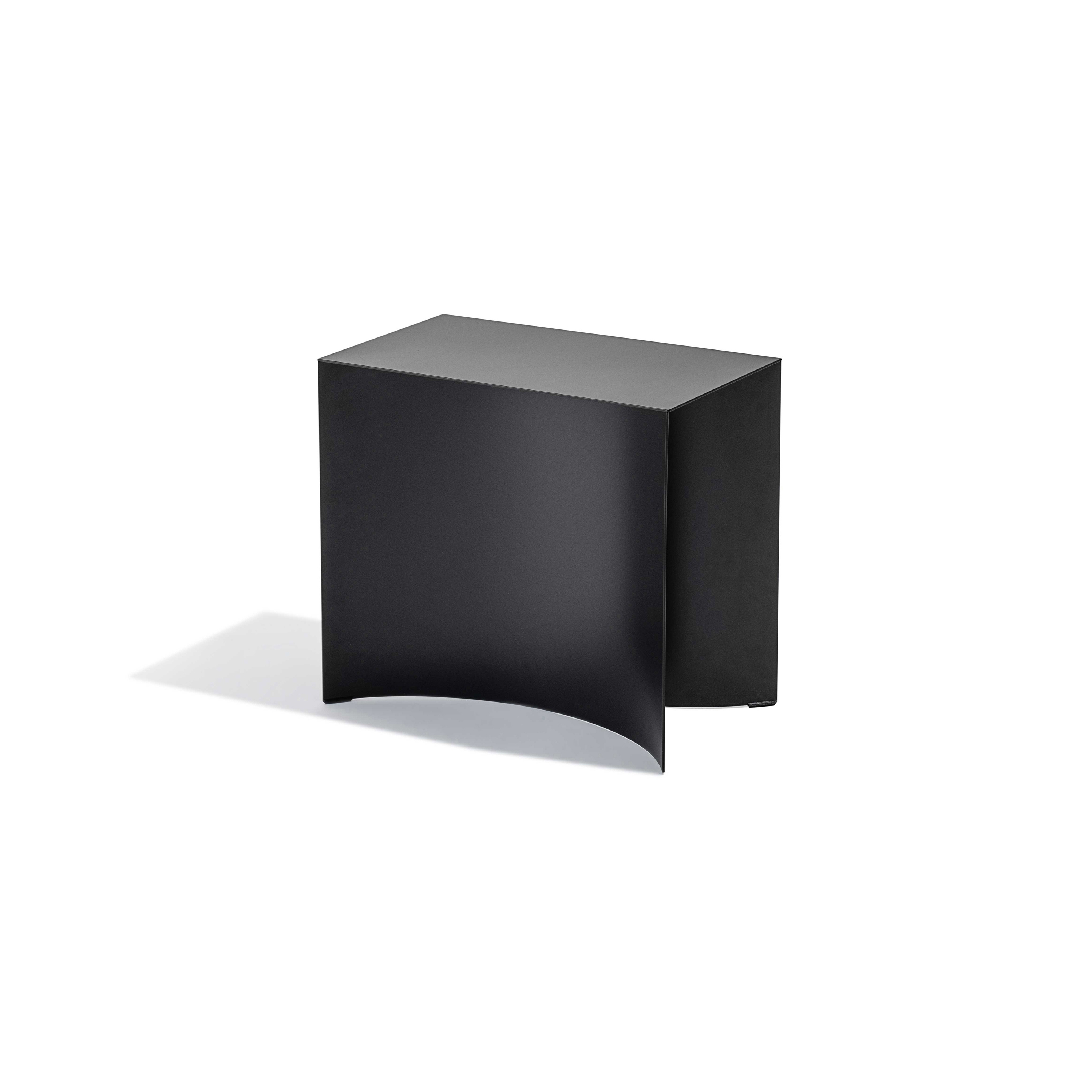 Afficher le produit Void | tabouret du fabricant Desalto