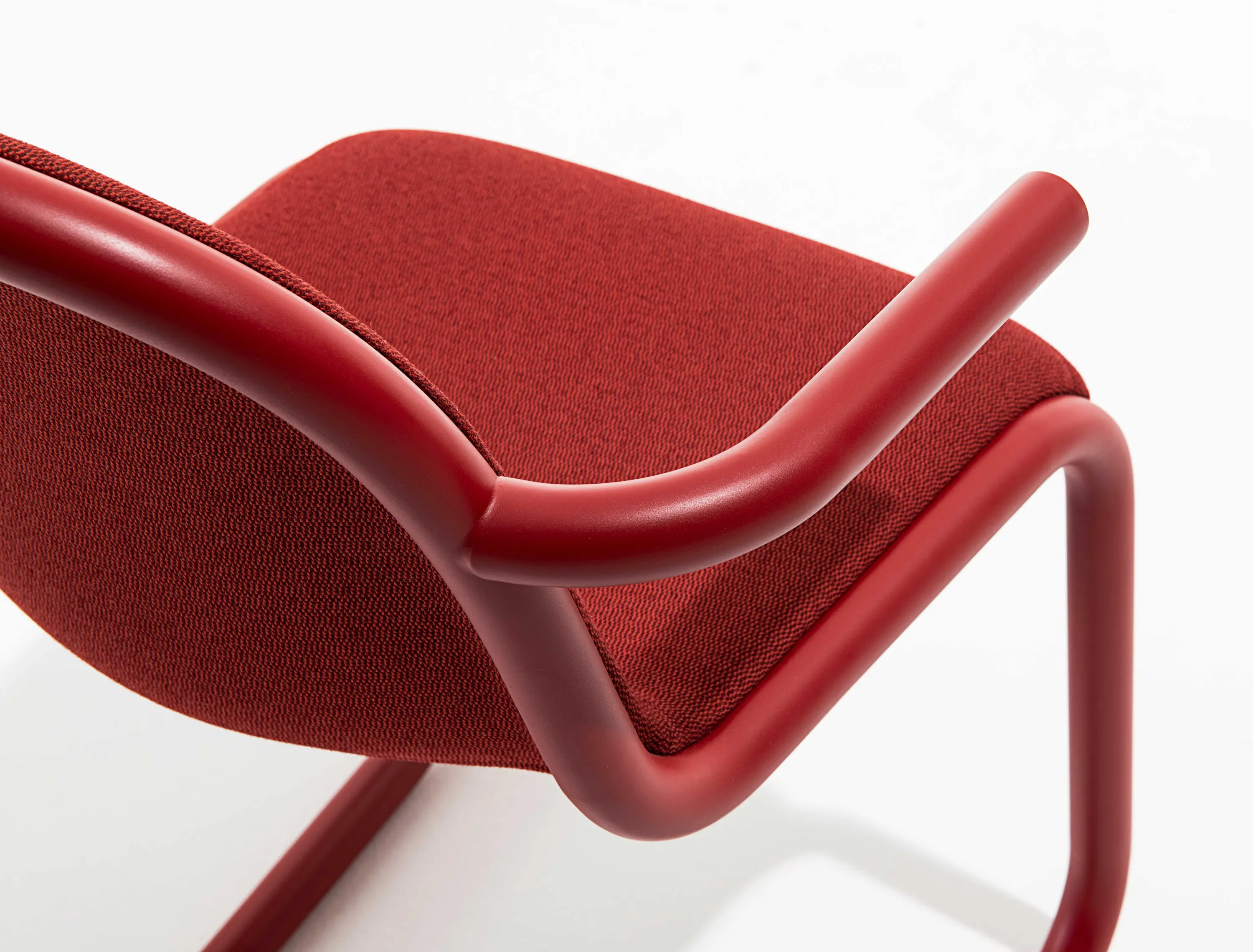 Desalto - Strong | chair with arms