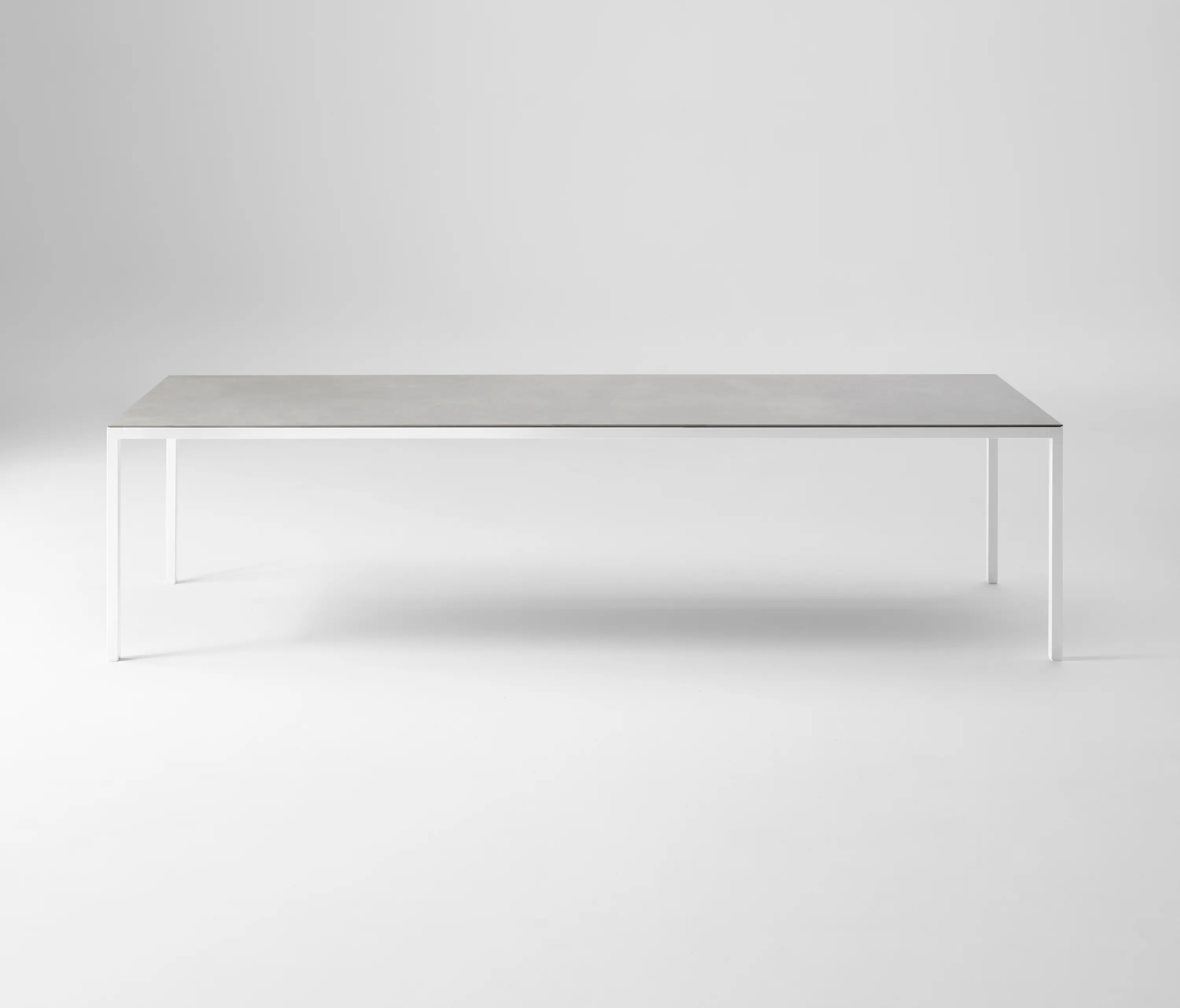 Desalto - Helsinki | 30 table