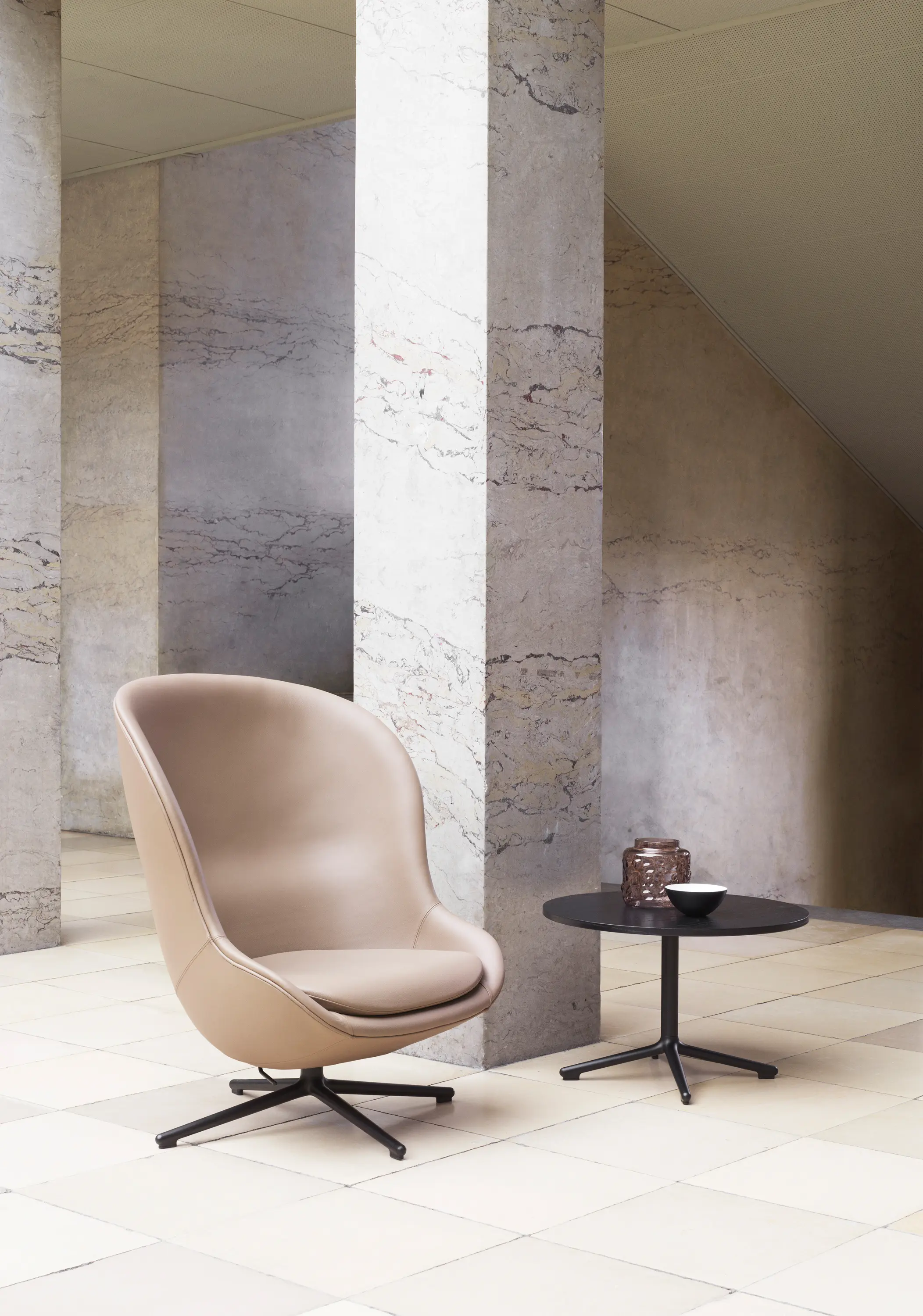 Normann Copenhagen - Lunar CoffeeTable Black Oak