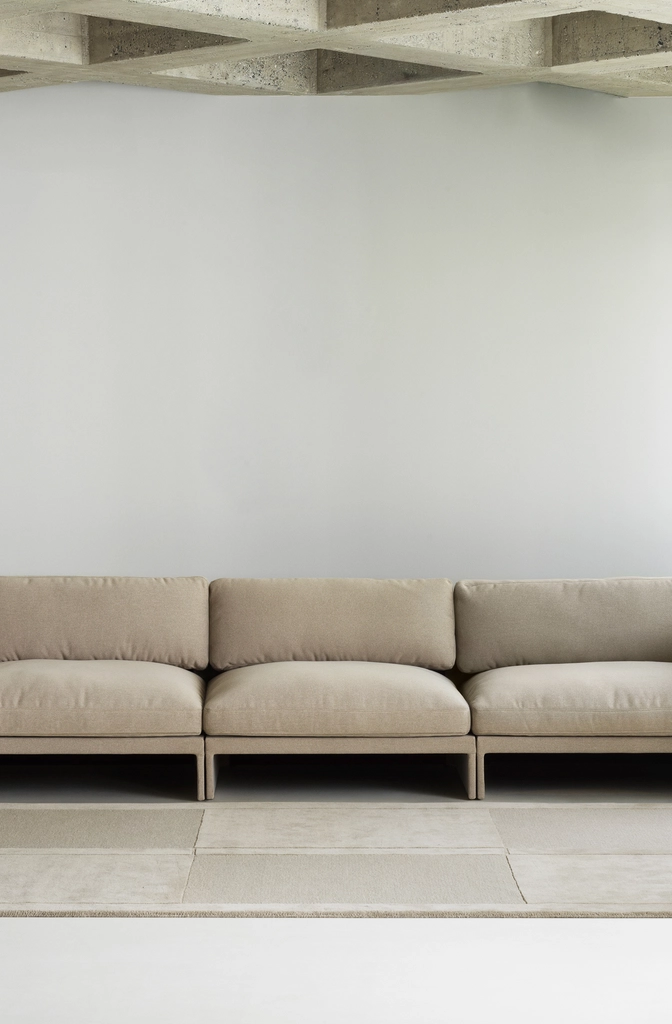 LEVEL RUG Ø280 CM - WARM GREY - Rugs from Normann Copenhagen | Architonic