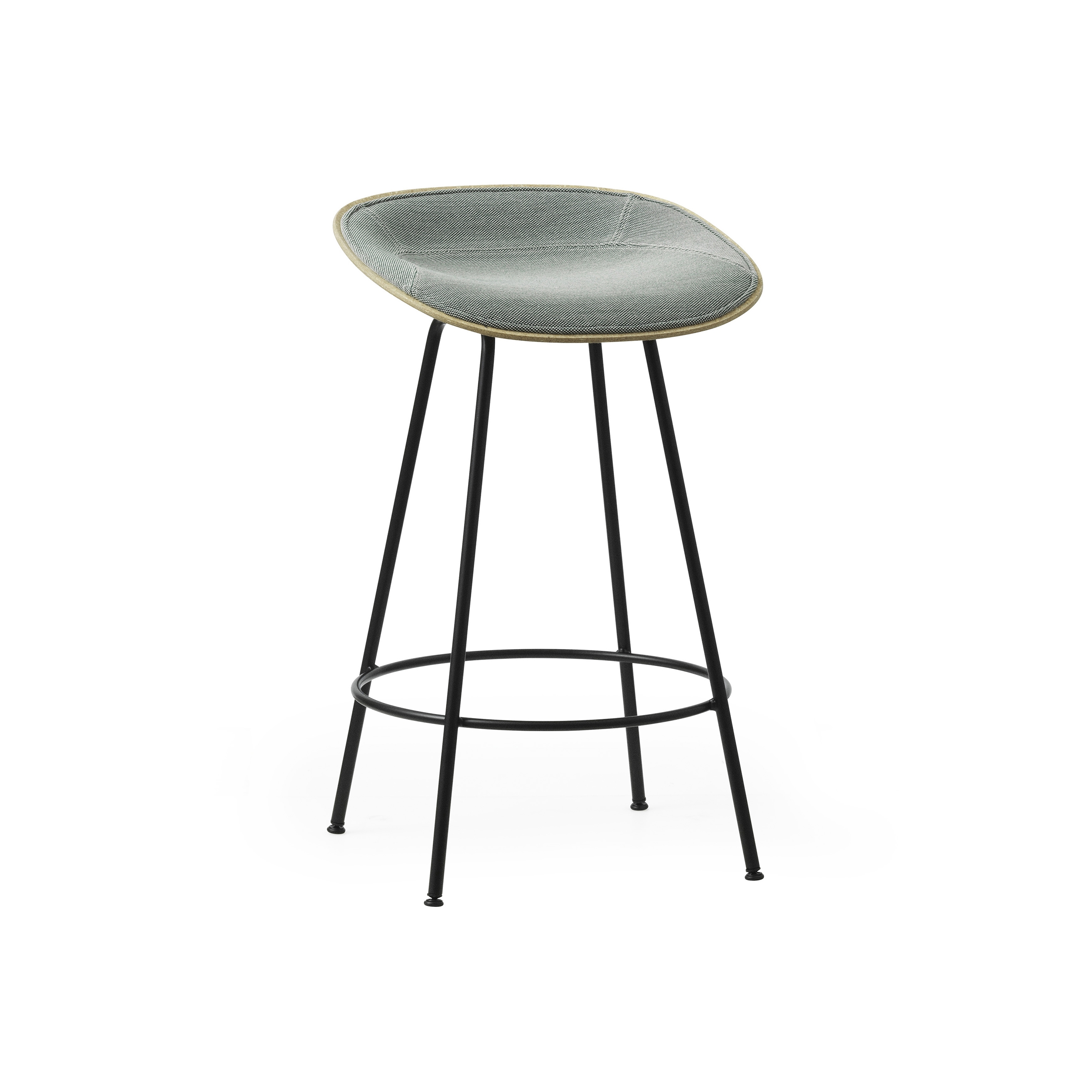 Produkt Mat Barstuhl 65 cm Frontpolster schwarzes Stahl - Hanffasern des Herstellers Normann Copenhagen anzeigen