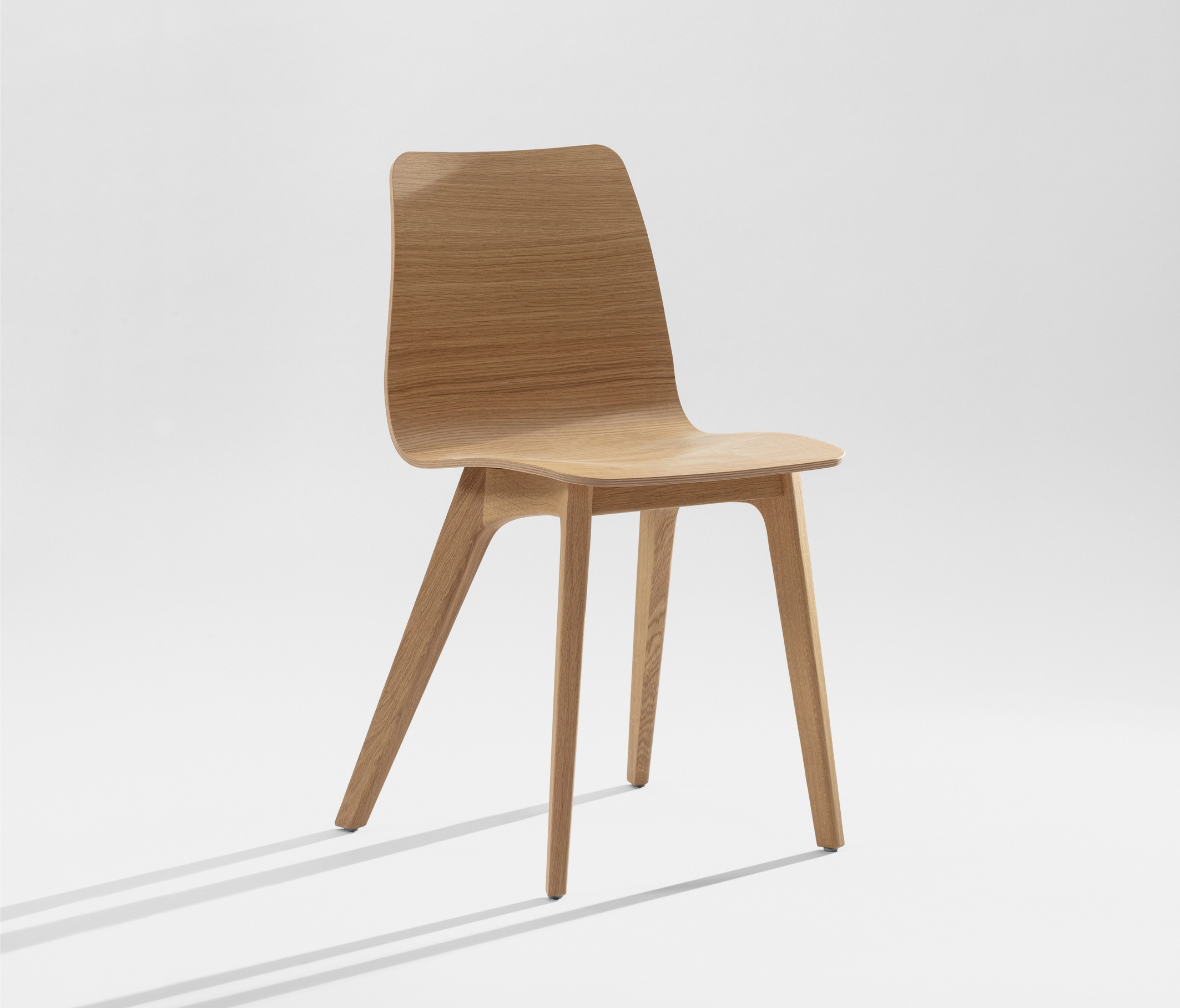 Display product Morph Wooden Seat from manufacturer Zeitraum
