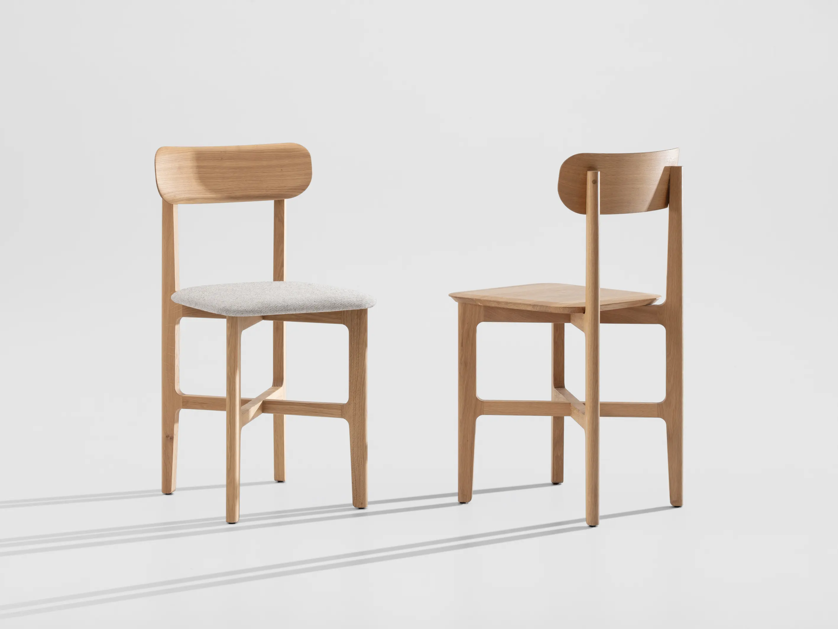 Zeitraum - 1.3 Chair Close Upholstery