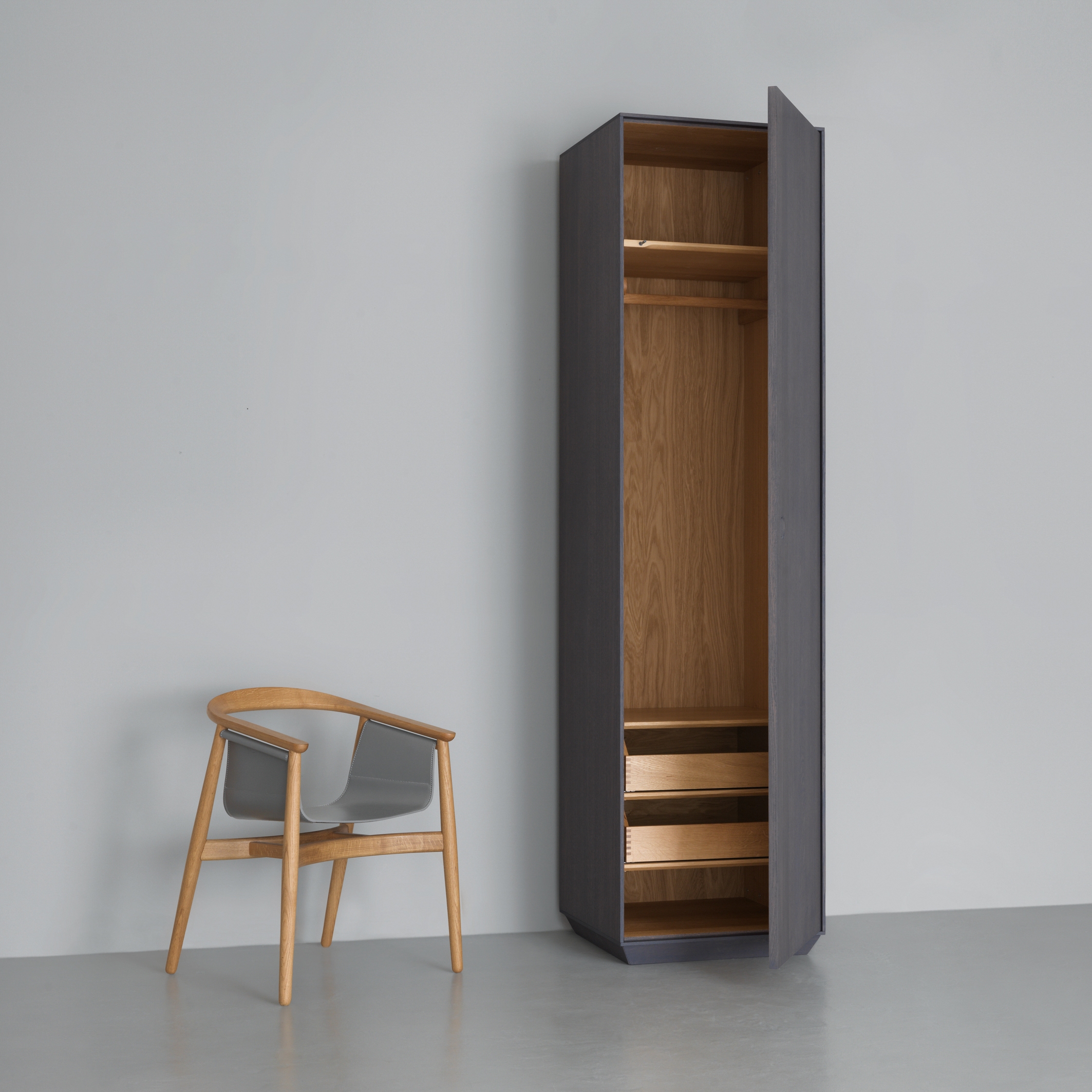 Mostra il prodotto Kin Tall del produttore Zeitraum