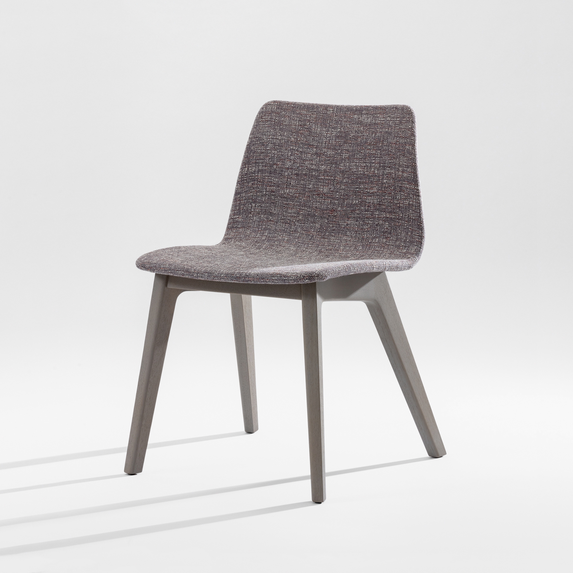 Mostra il prodotto Morph Plus Fully Upholstered del produttore Zeitraum