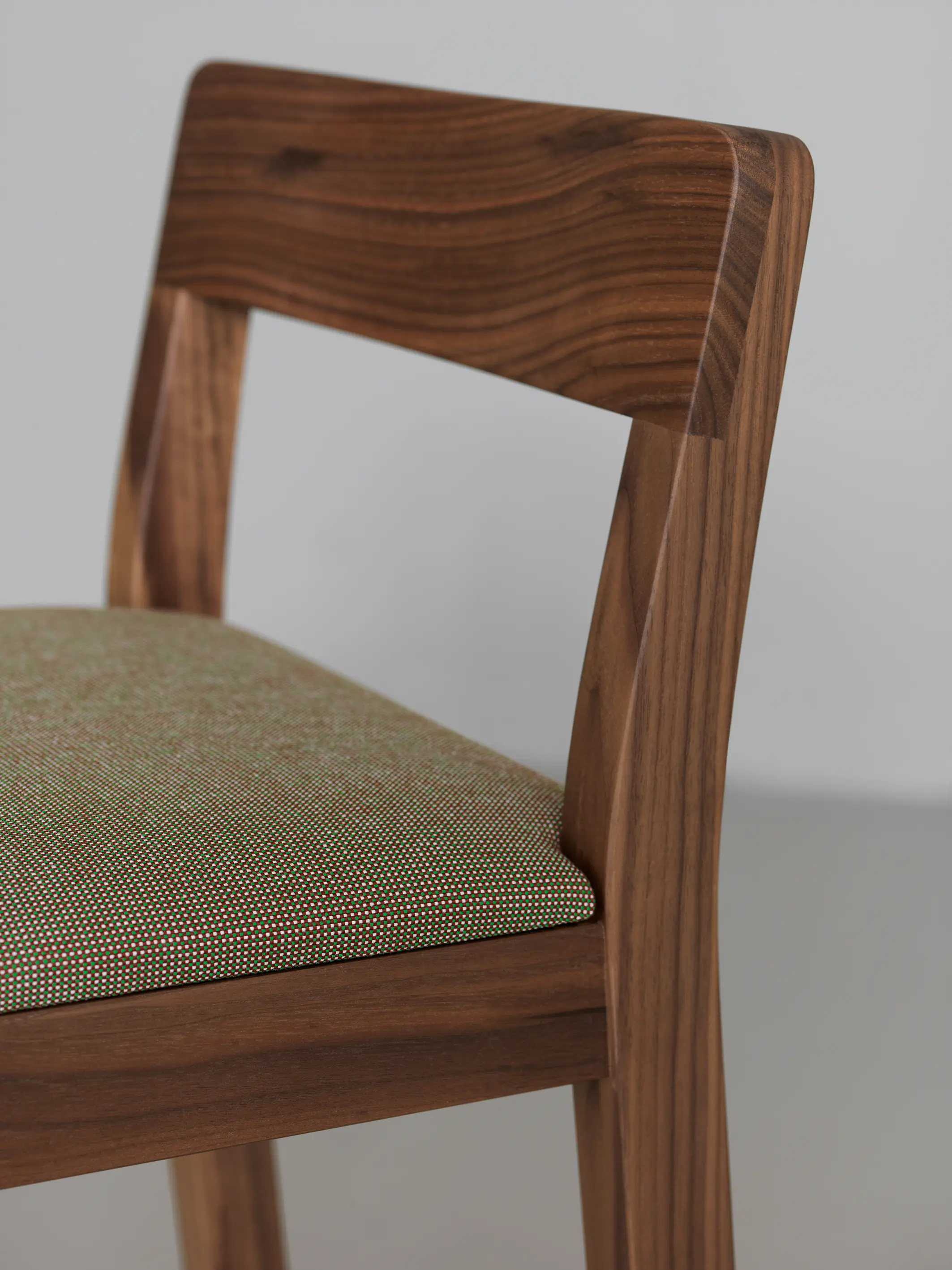 Zeitraum - Sit Bar Close Upholstery