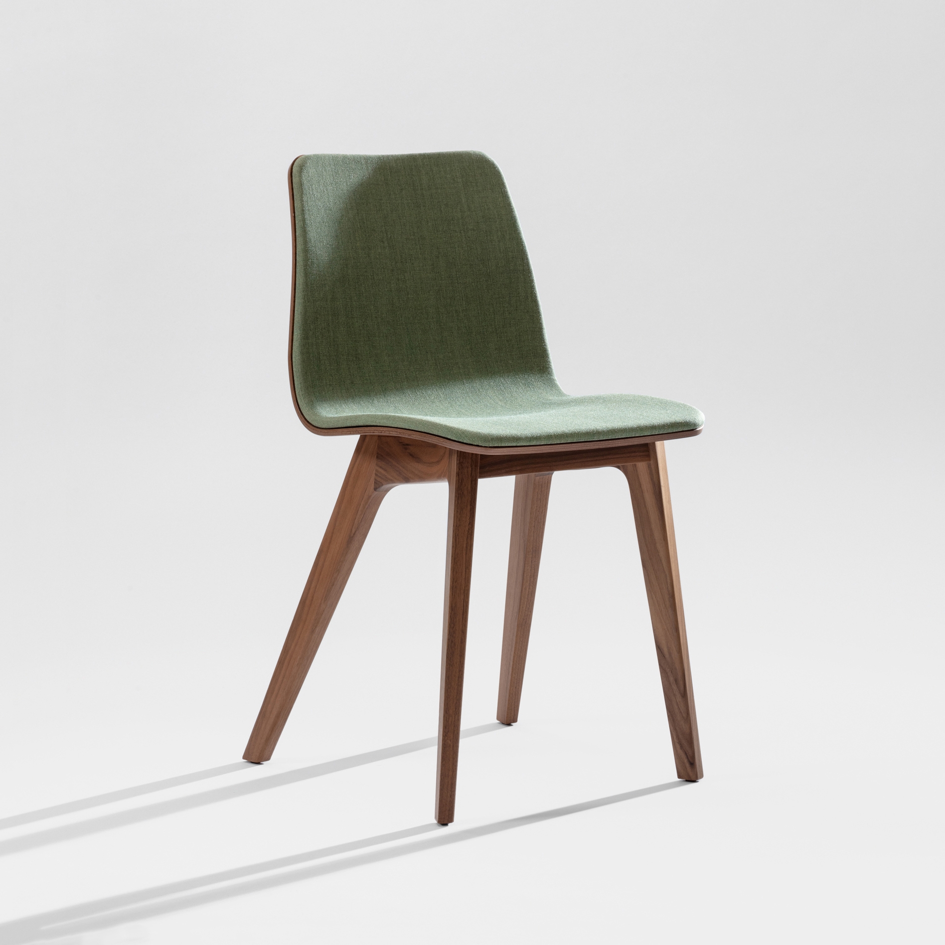 Display product Morph Padded Seat from manufacturer Zeitraum