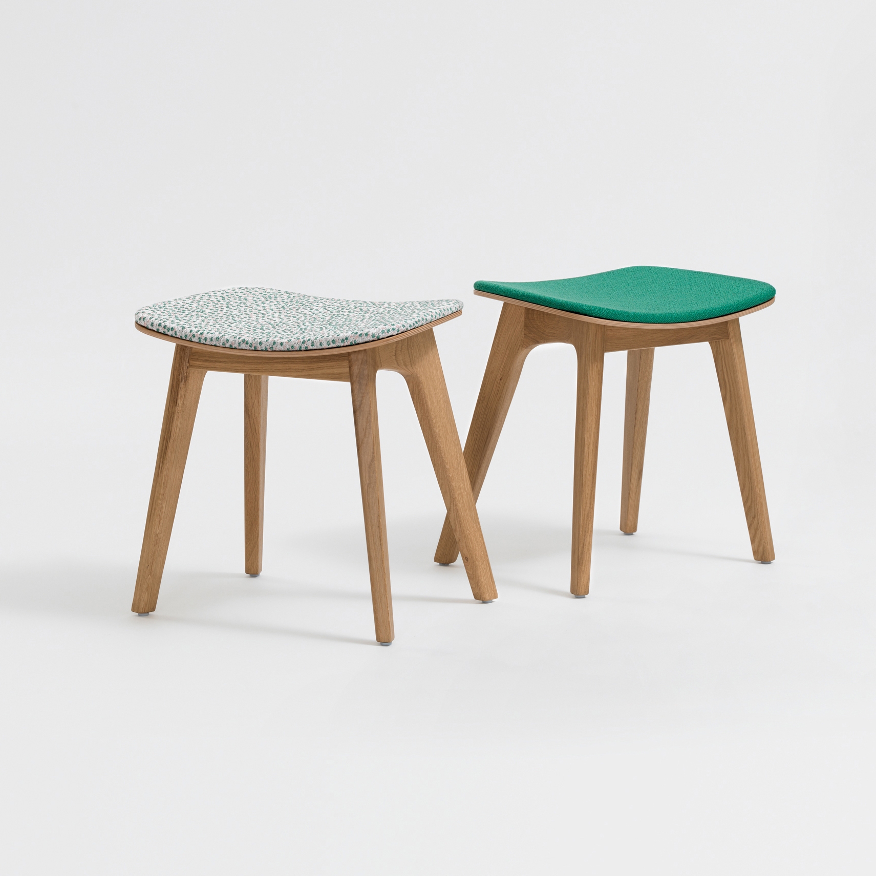Display product Morph Stool Padded Seat from manufacturer Zeitraum