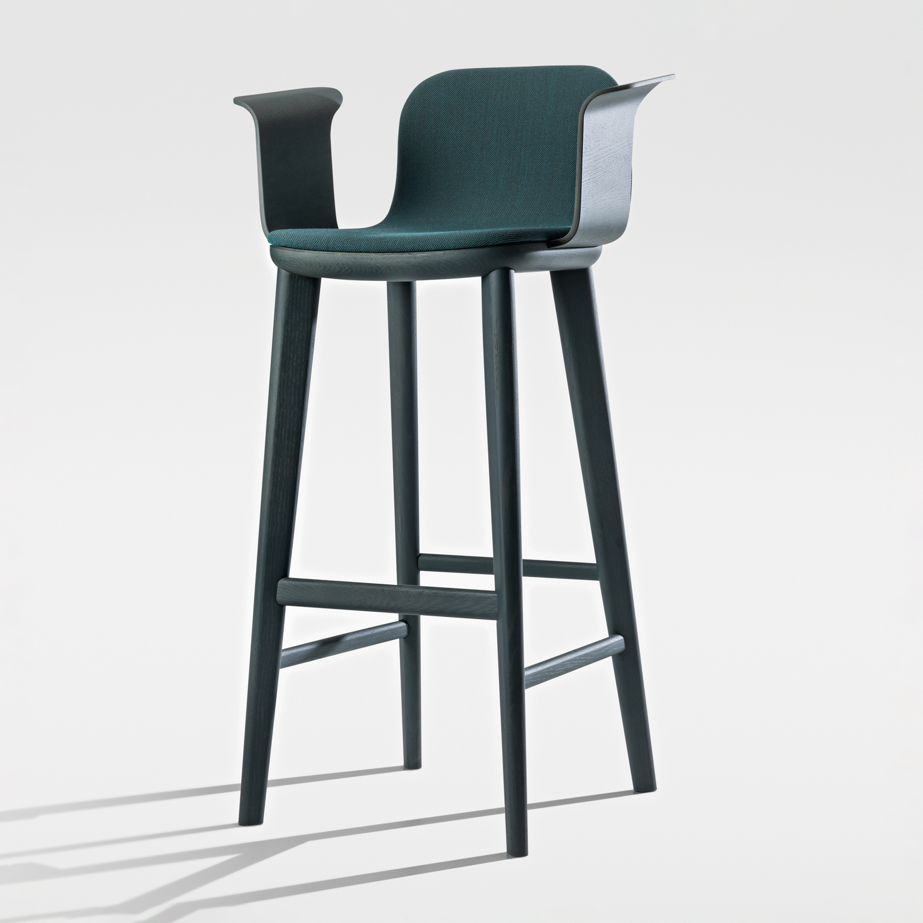 Afficher le produit AEON COMFORT BAR Upholstered seat du fabricant Zeitraum
