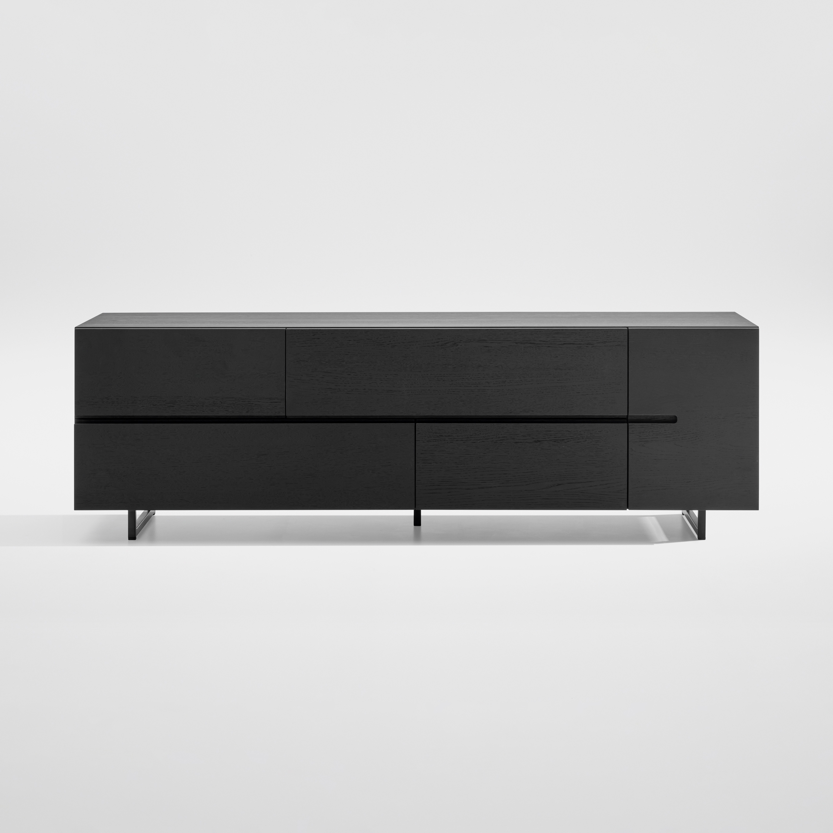 Display product Low from manufacturer Zeitraum