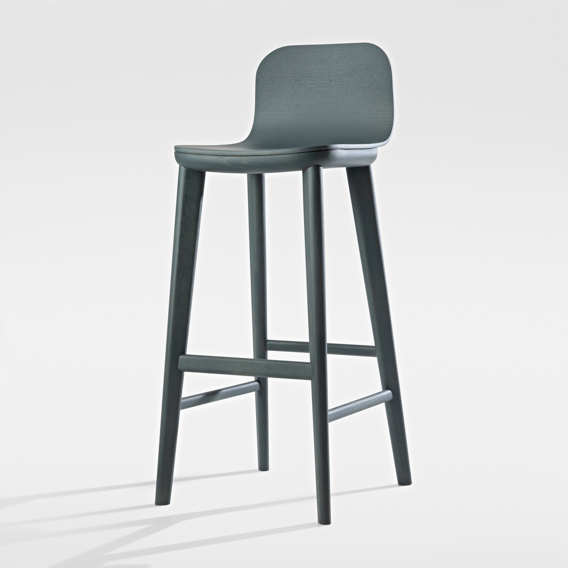 Display product AEON BAR Wooden seat from manufacturer Zeitraum
