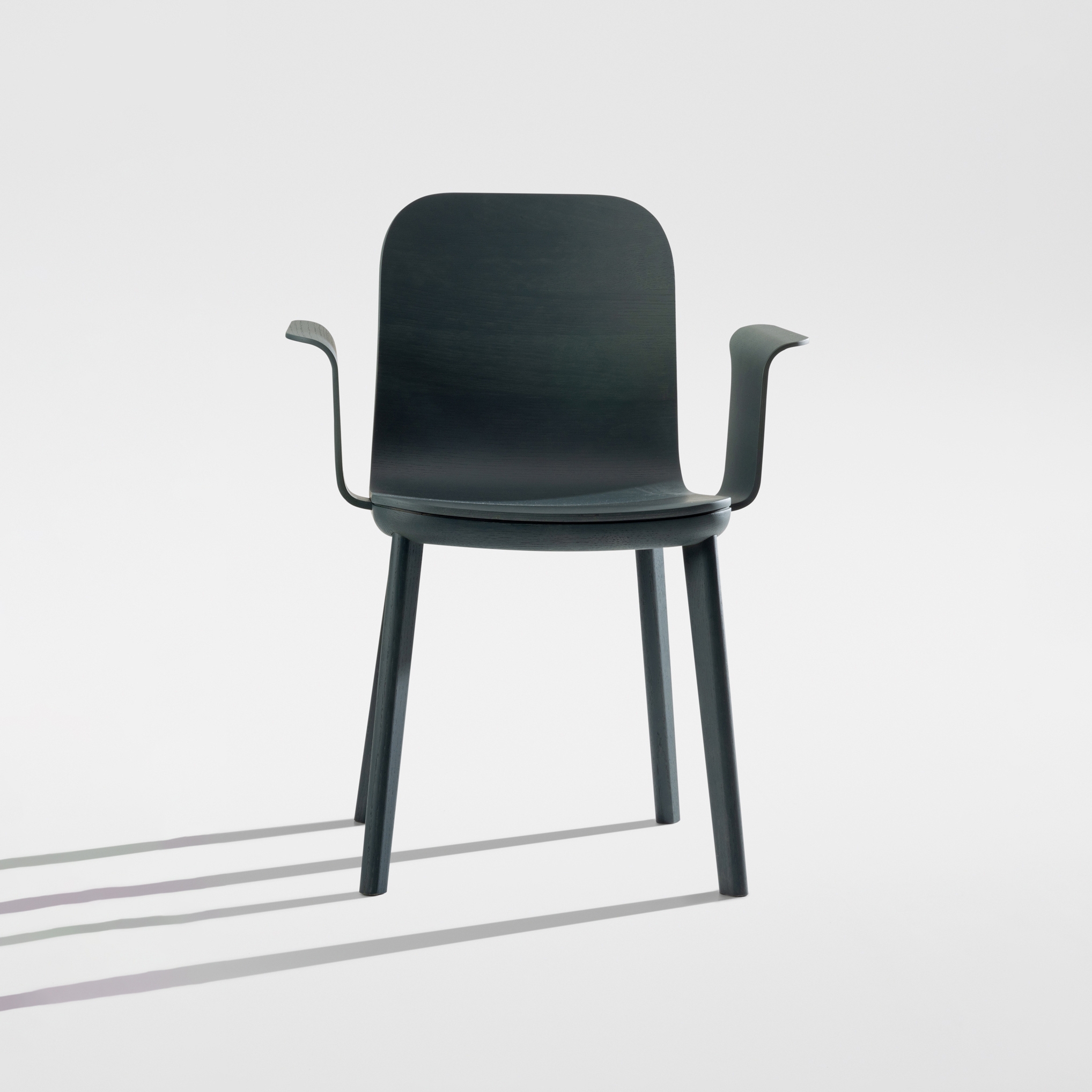Display product AEON COMFORT Wooden seat from manufacturer Zeitraum
