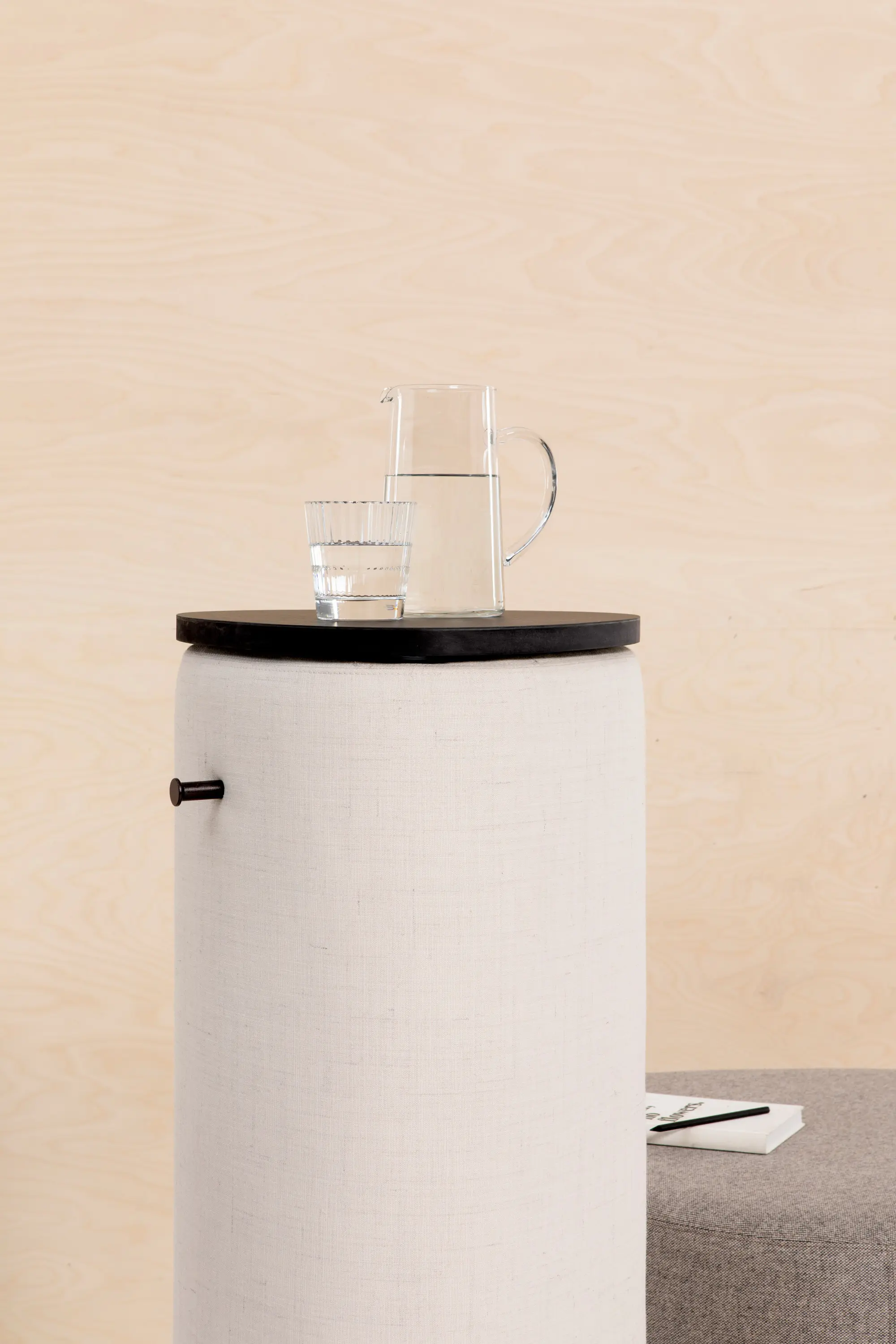 Cascando - Pully Pillar | Triangular with large top