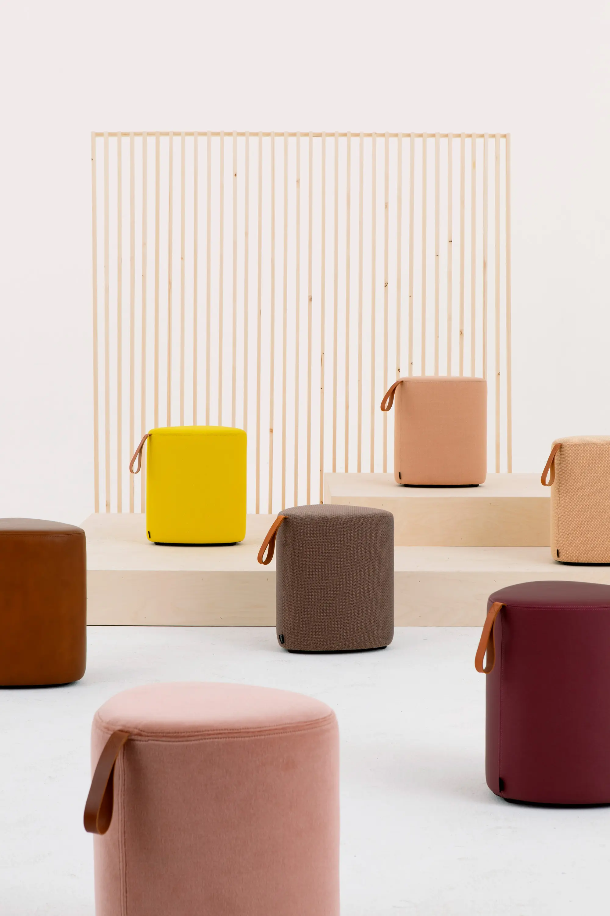 Cascando - Pully Pouf | Triangular