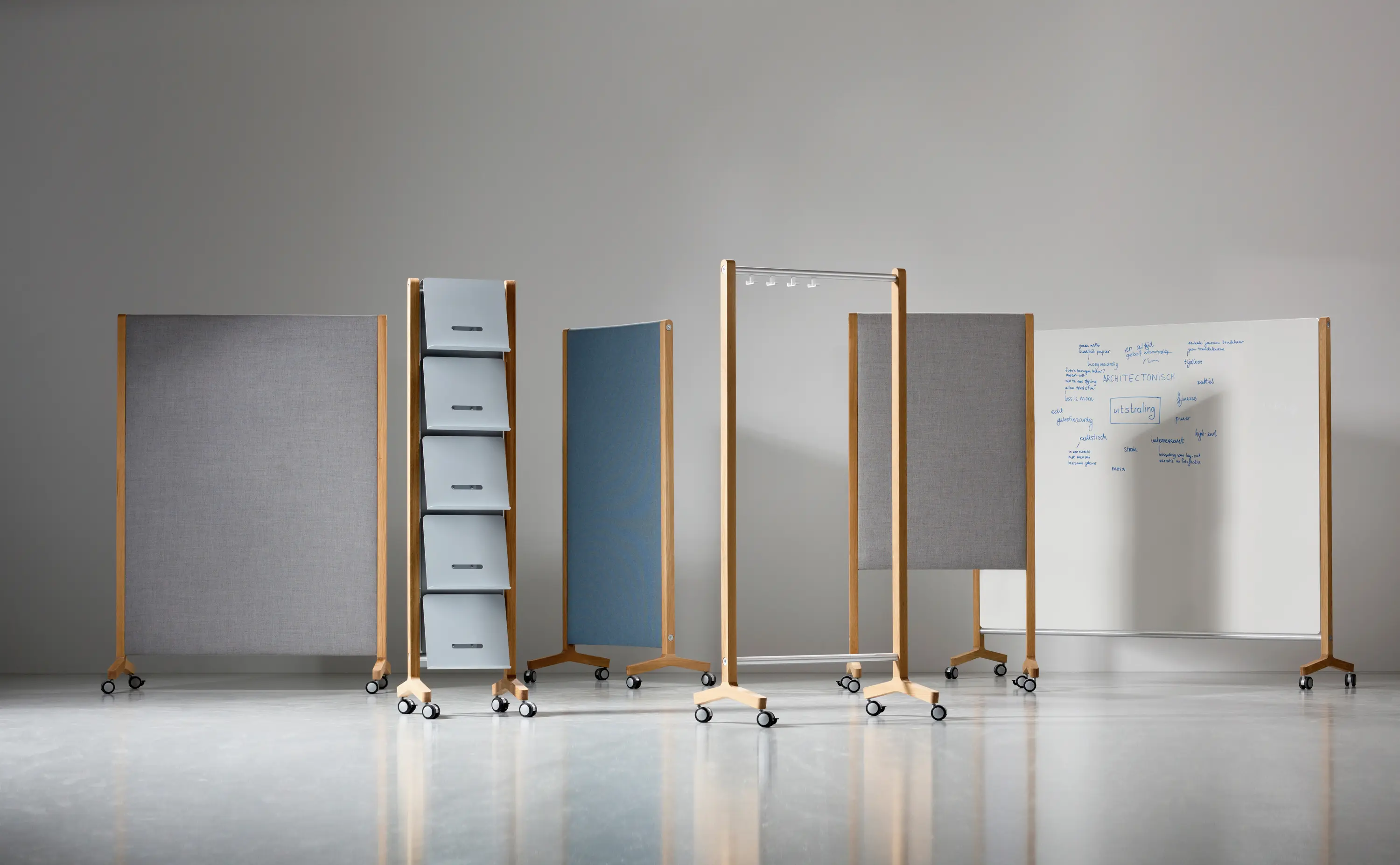 Cascando - Round20 Single Brochure Holder